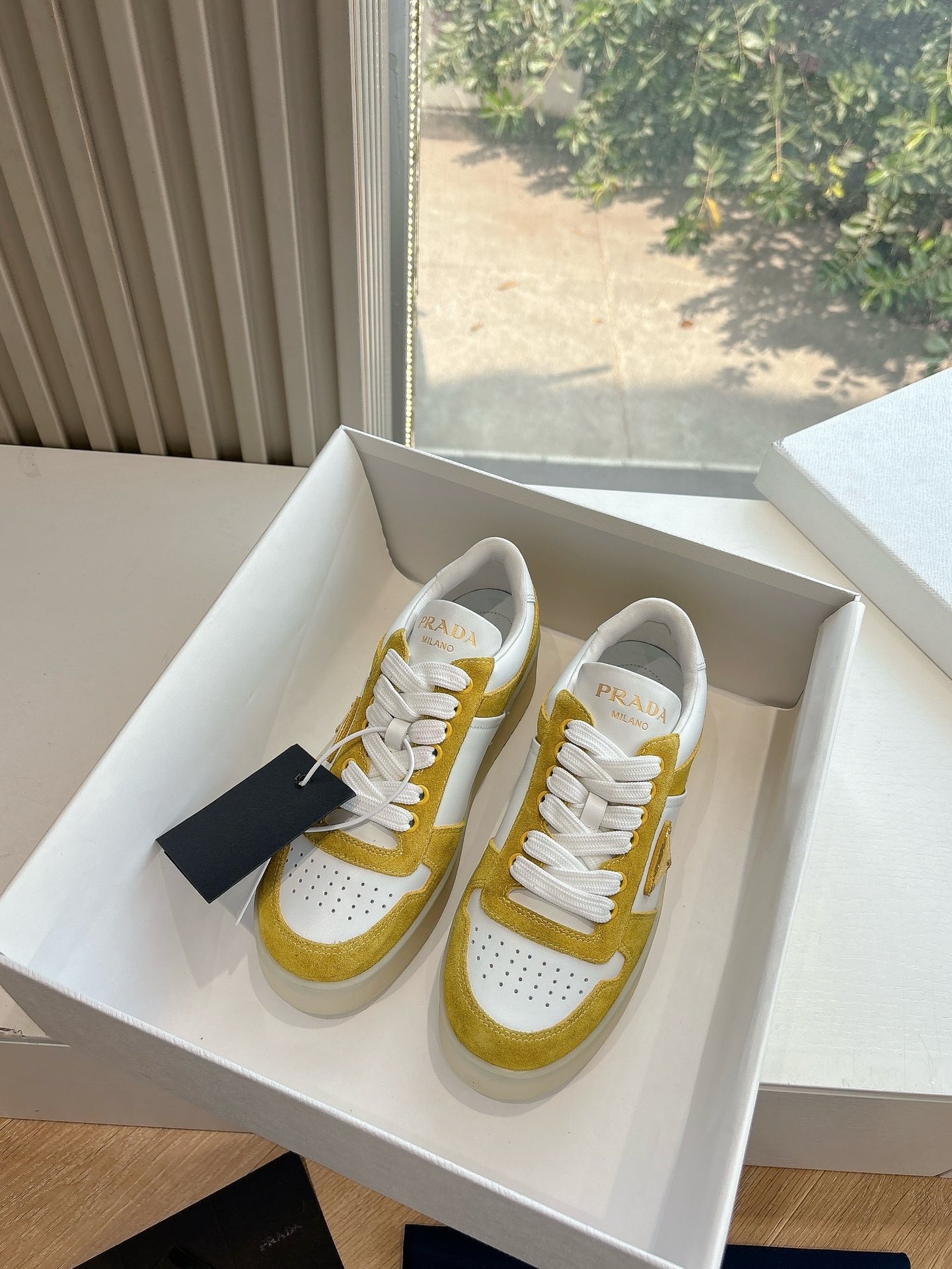 프라다 봄여름 신상품 스포츠 캐주얼 트레이닝화 스니커즈