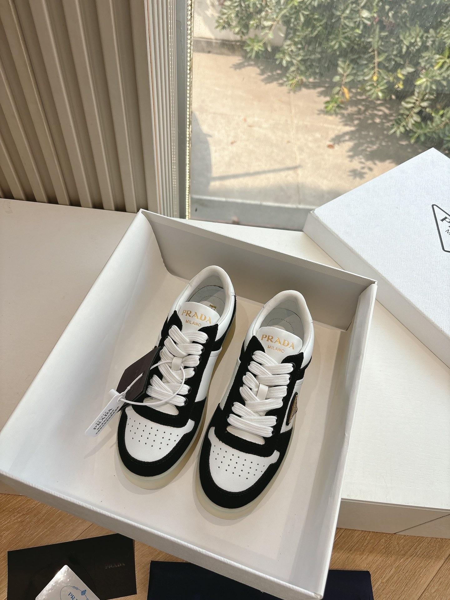 프라다 봄여름 신상품 스포츠 캐주얼 트레이닝화 스니커즈