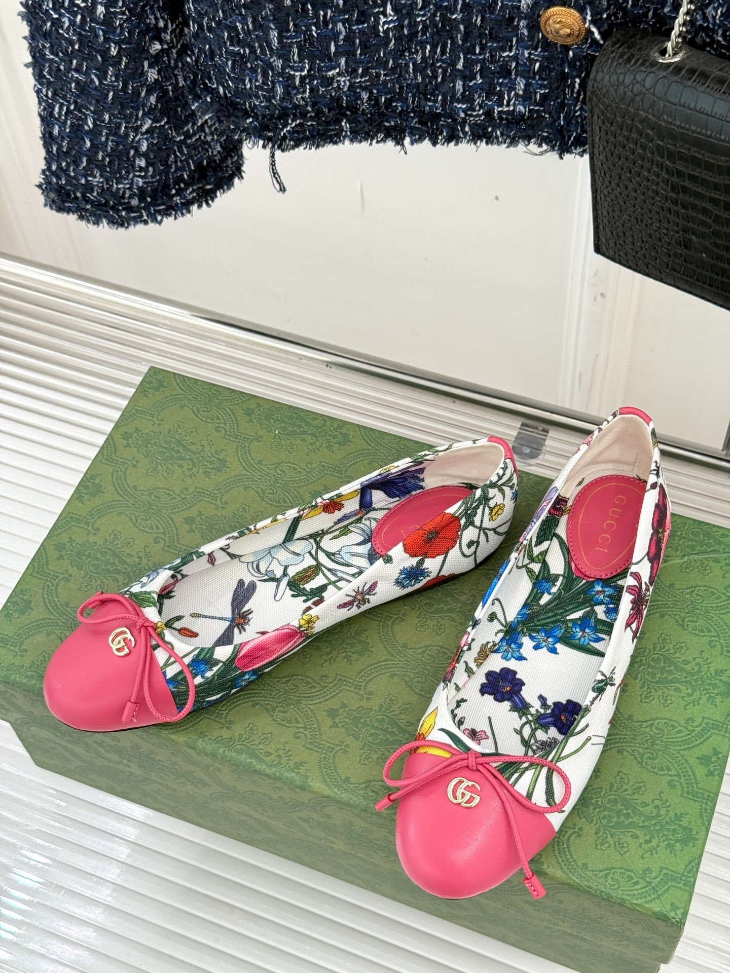 구찌 클래식 더블 G 리본 플랫 발레 슈즈