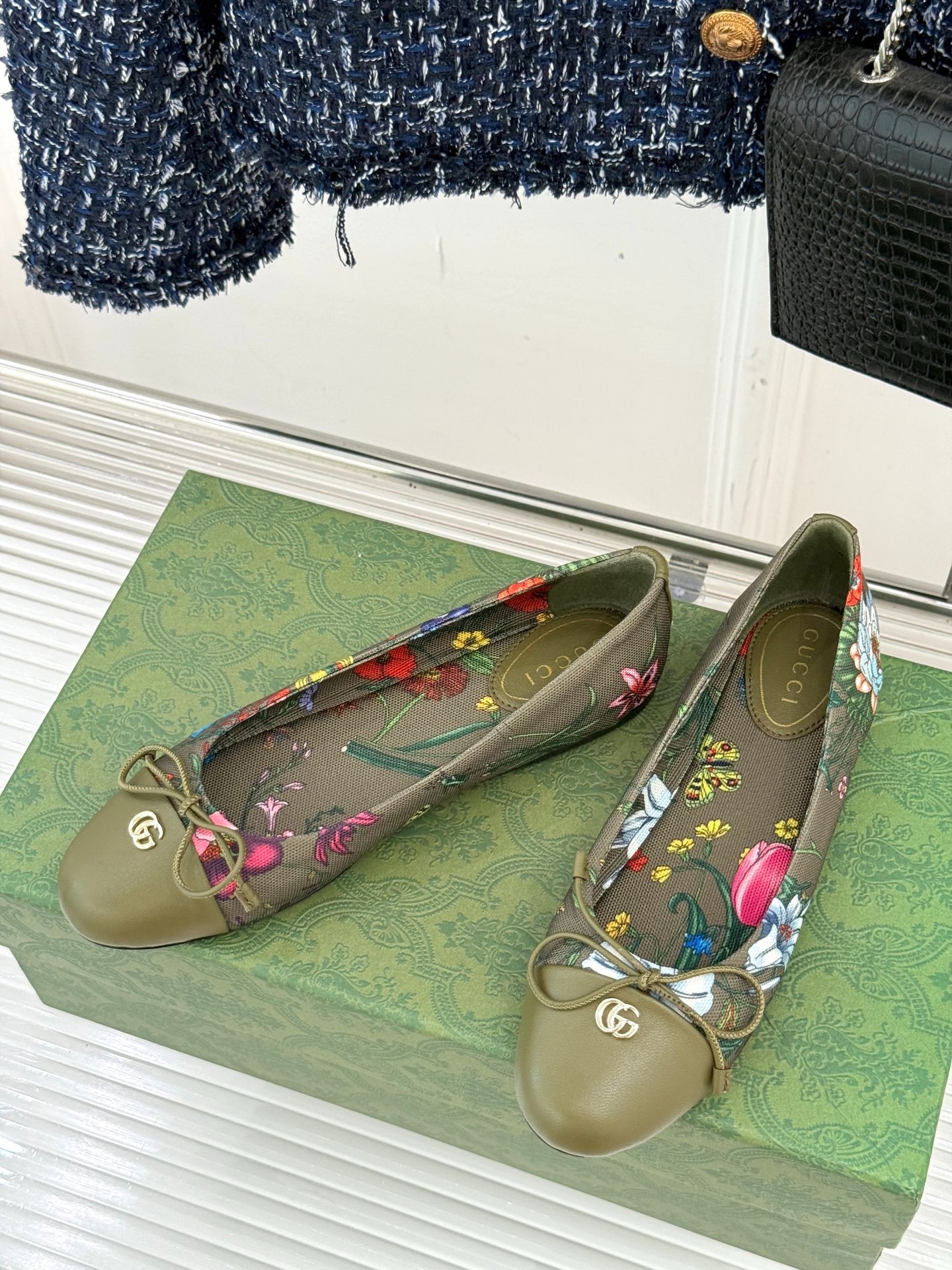 구찌 클래식 더블 G 리본 플랫 발레 슈즈