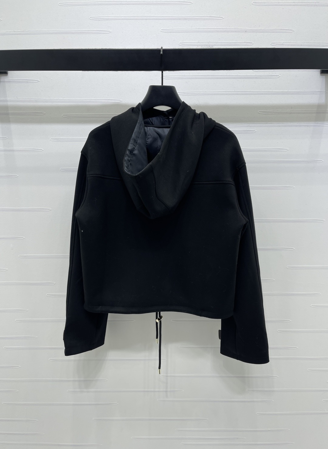 루이비통 25년 신상 후드 집업 점퍼