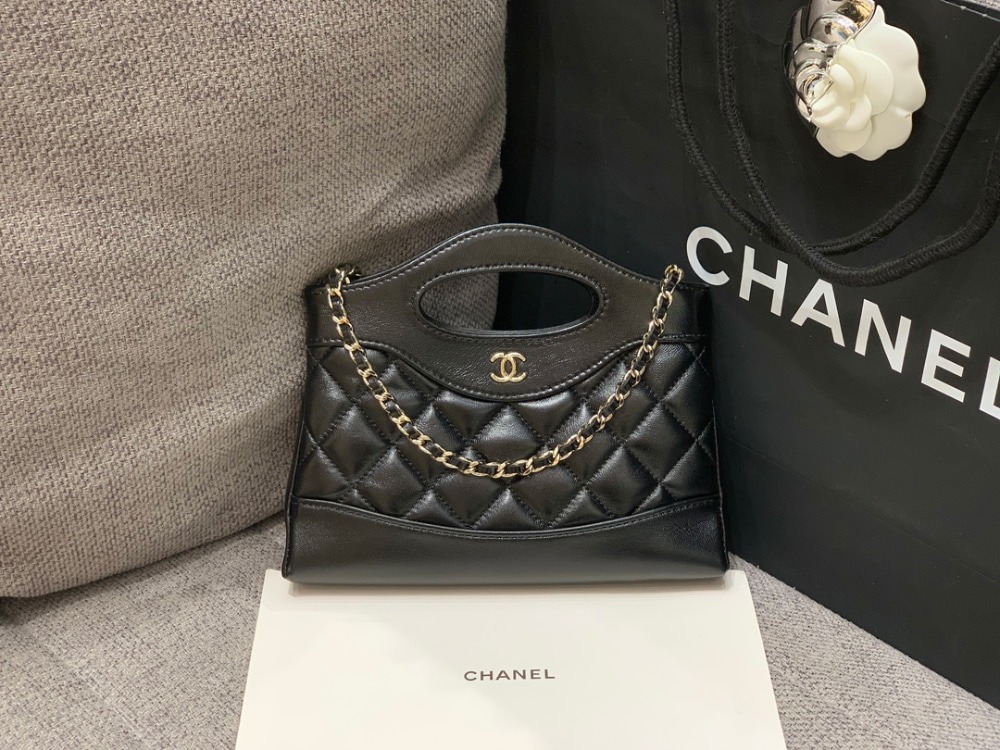 샤넬 31백 미니 쇼핑백 AS4133 