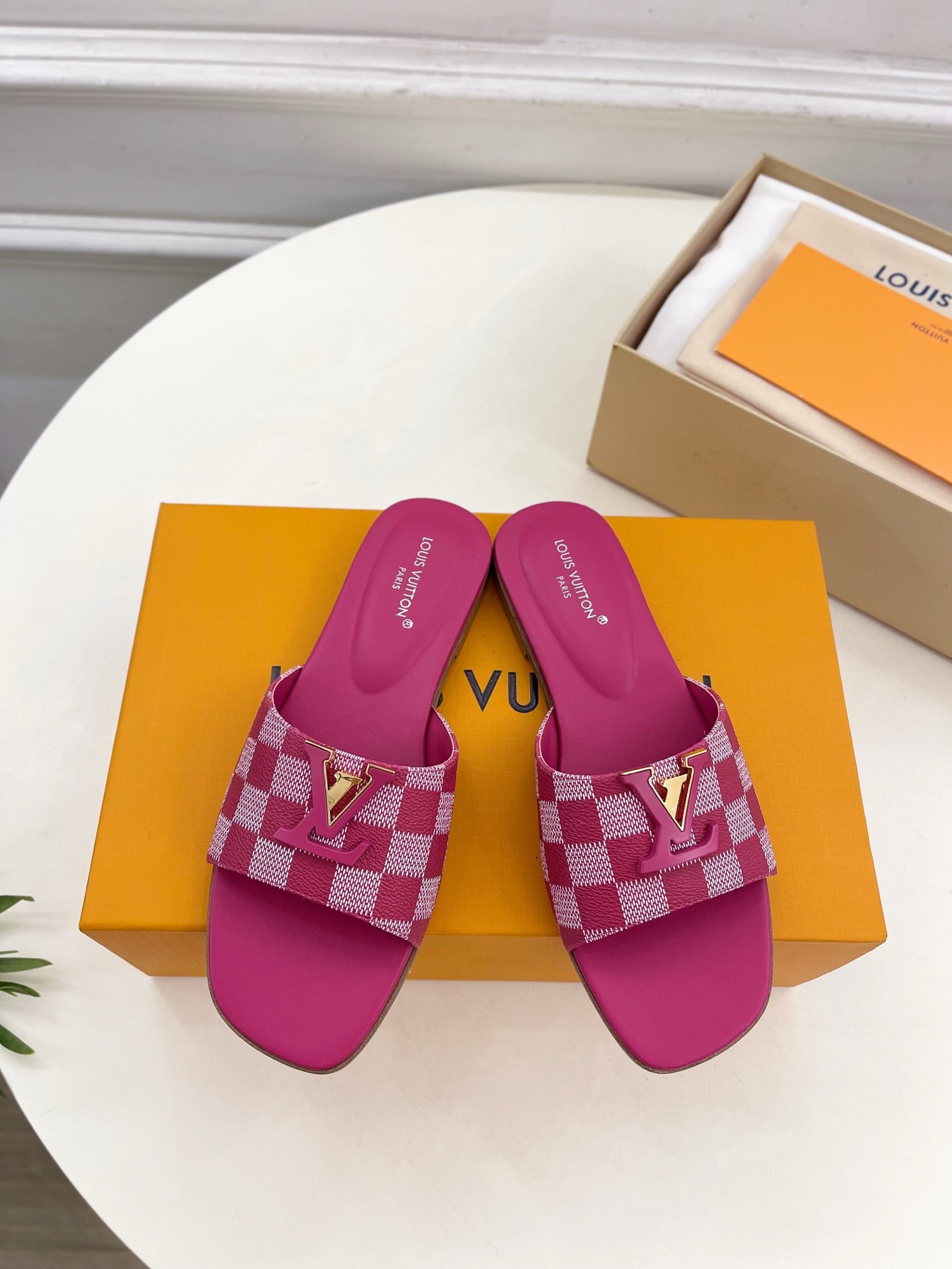 루이비통 25 클래식 체크 플랫 슬리퍼