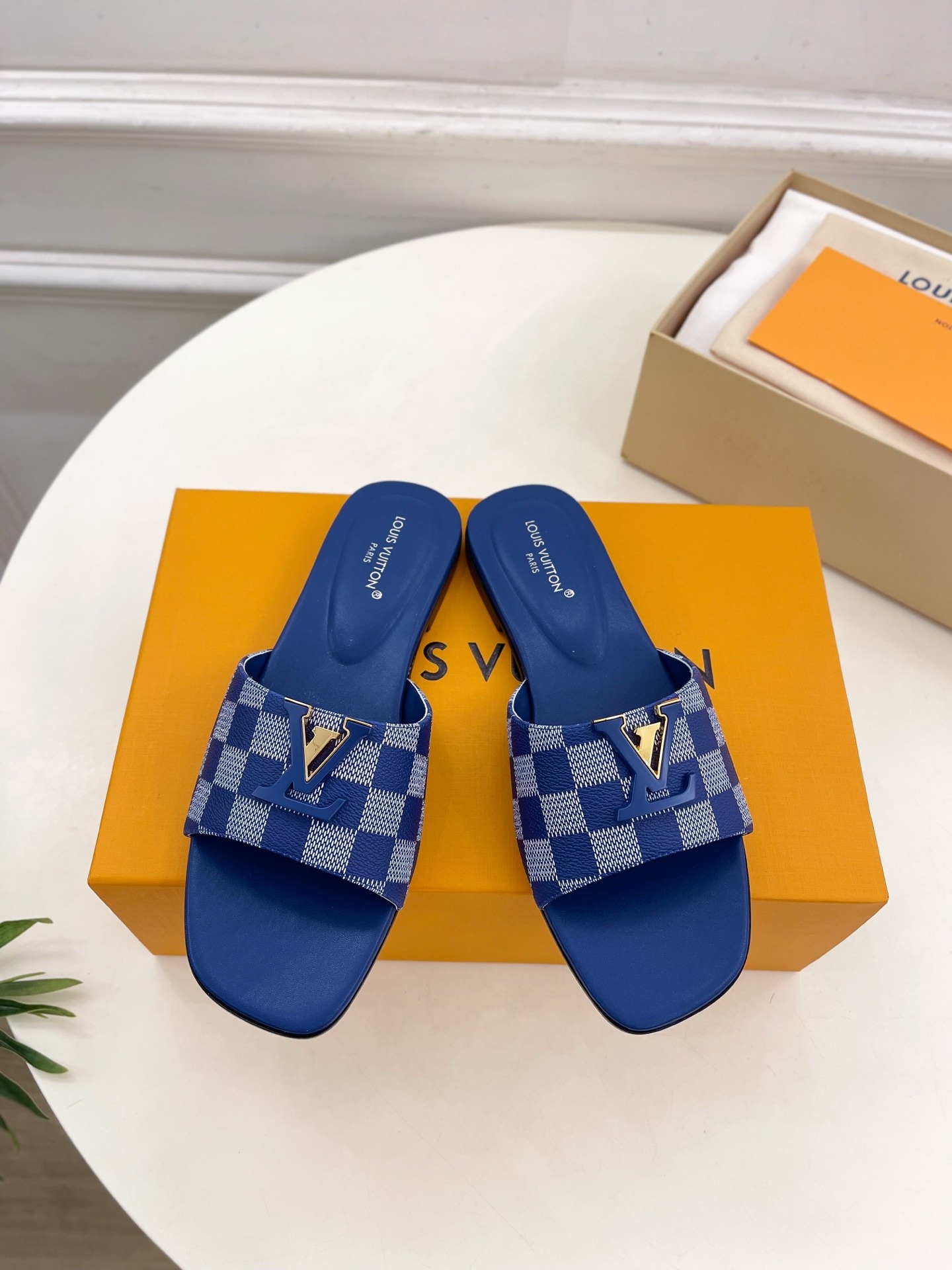 루이비통 25 클래식 체크 플랫 슬리퍼