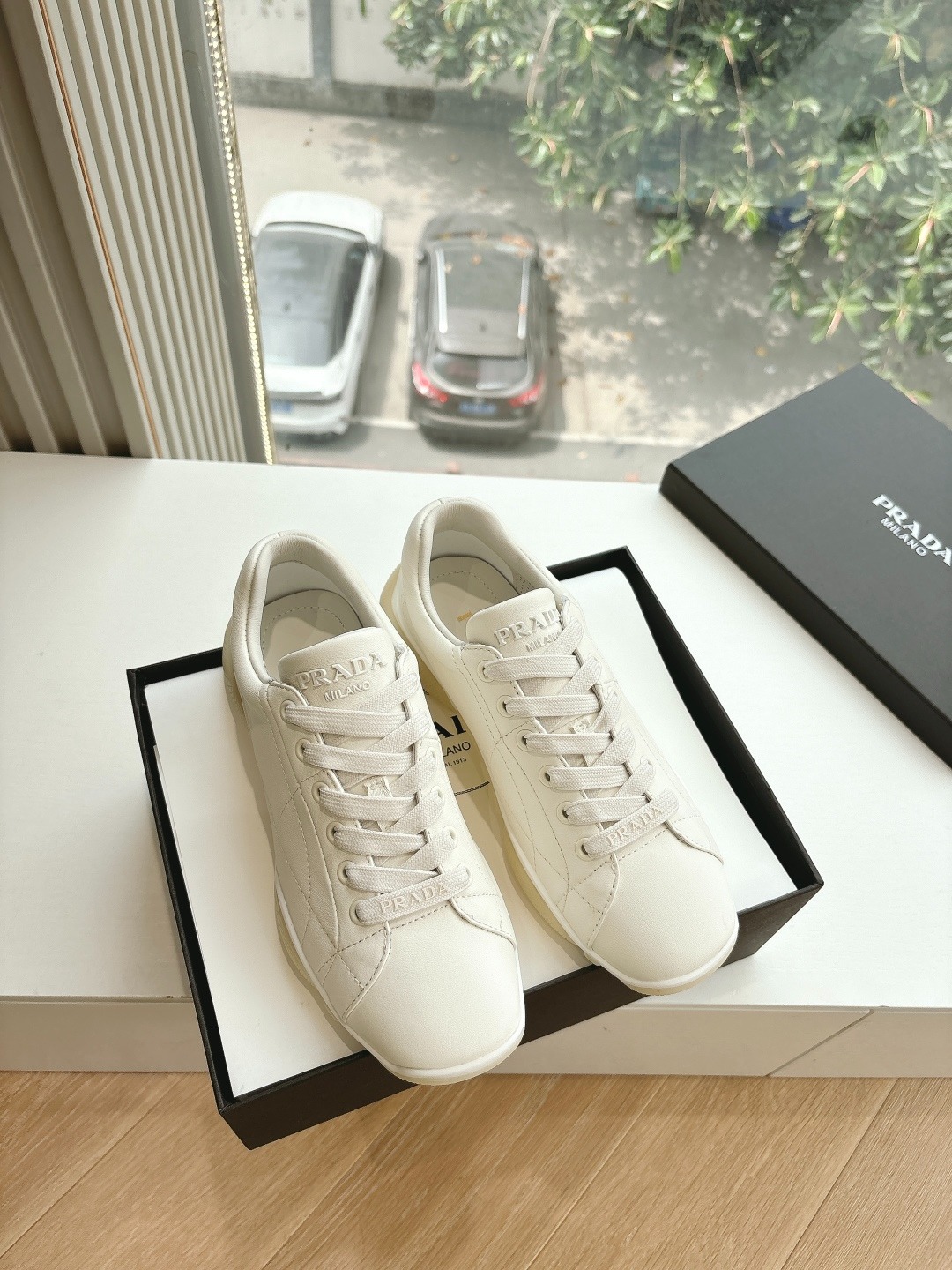 프라다 25ss 봄여름 신상 스니커즈