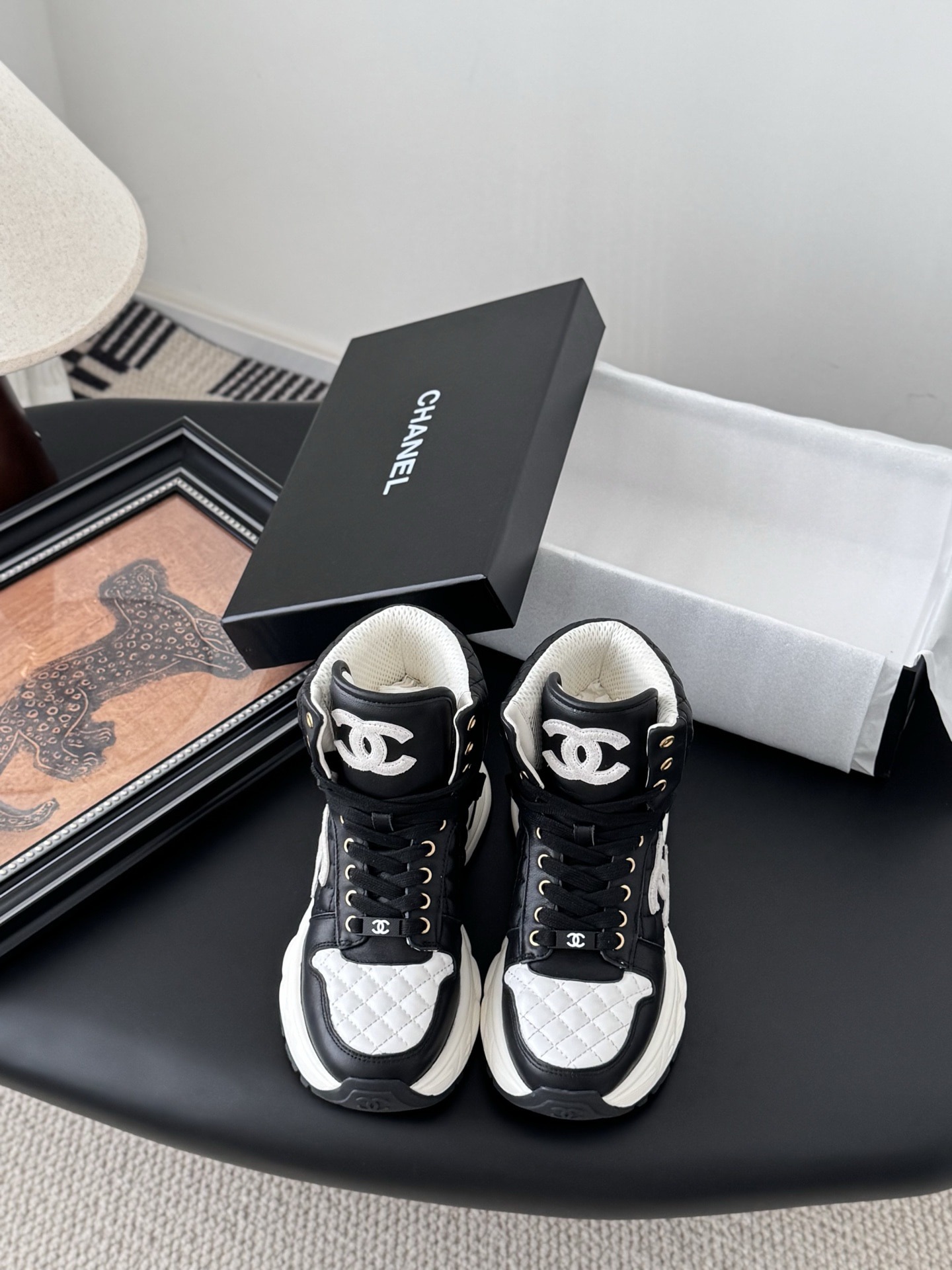 샤넬 25C 신상 스니커즈