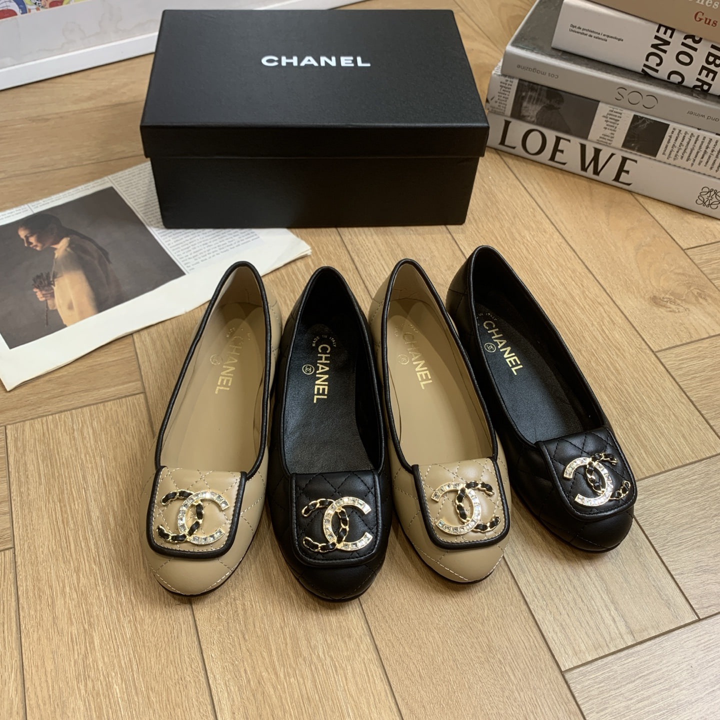 샤넬 클래식 더블C 발레슈즈