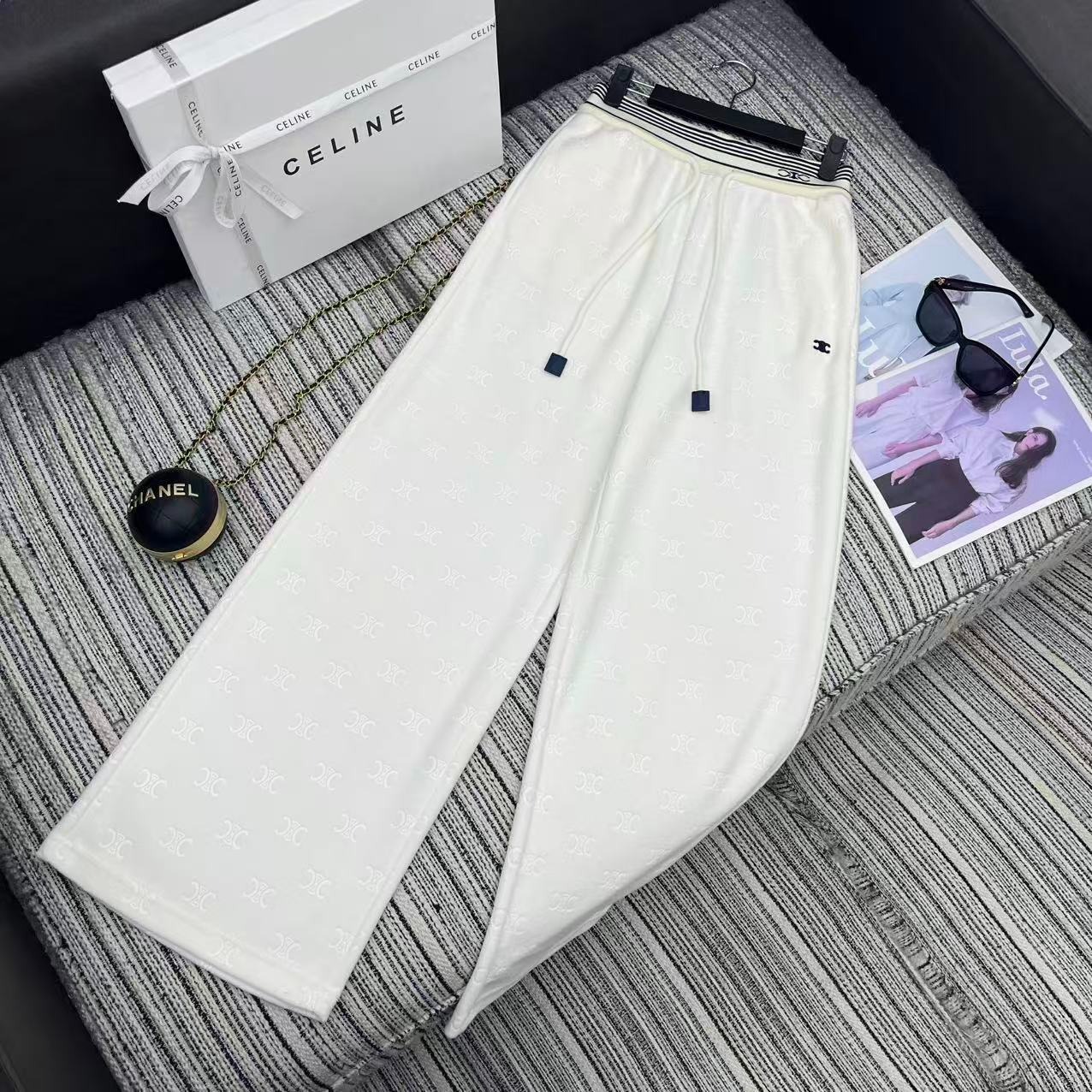 셀린느 25년 신상 밴딩 캐주얼 팬츠