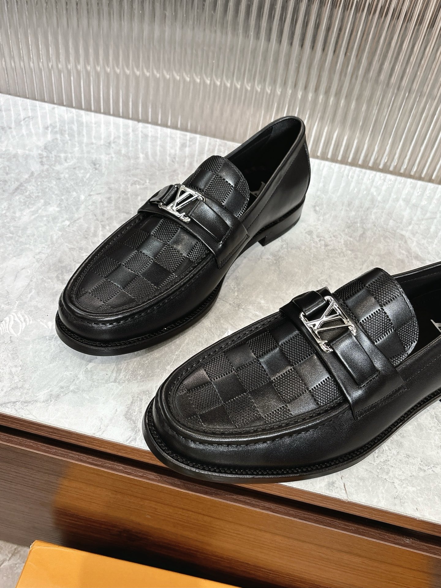 루이비통 오리지널 고품질 클래식 로퍼