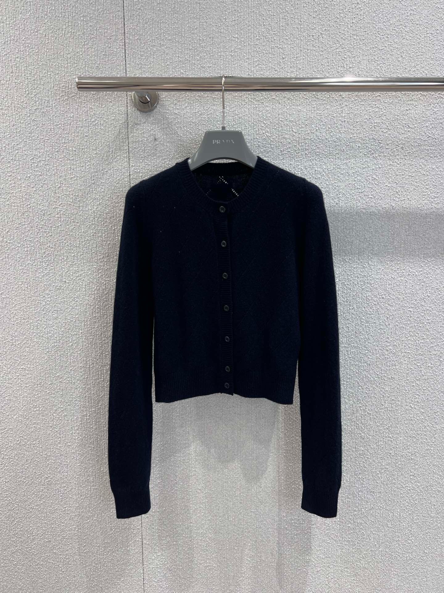 프라다 25Fw 신상 캐시미어 니트 가디건