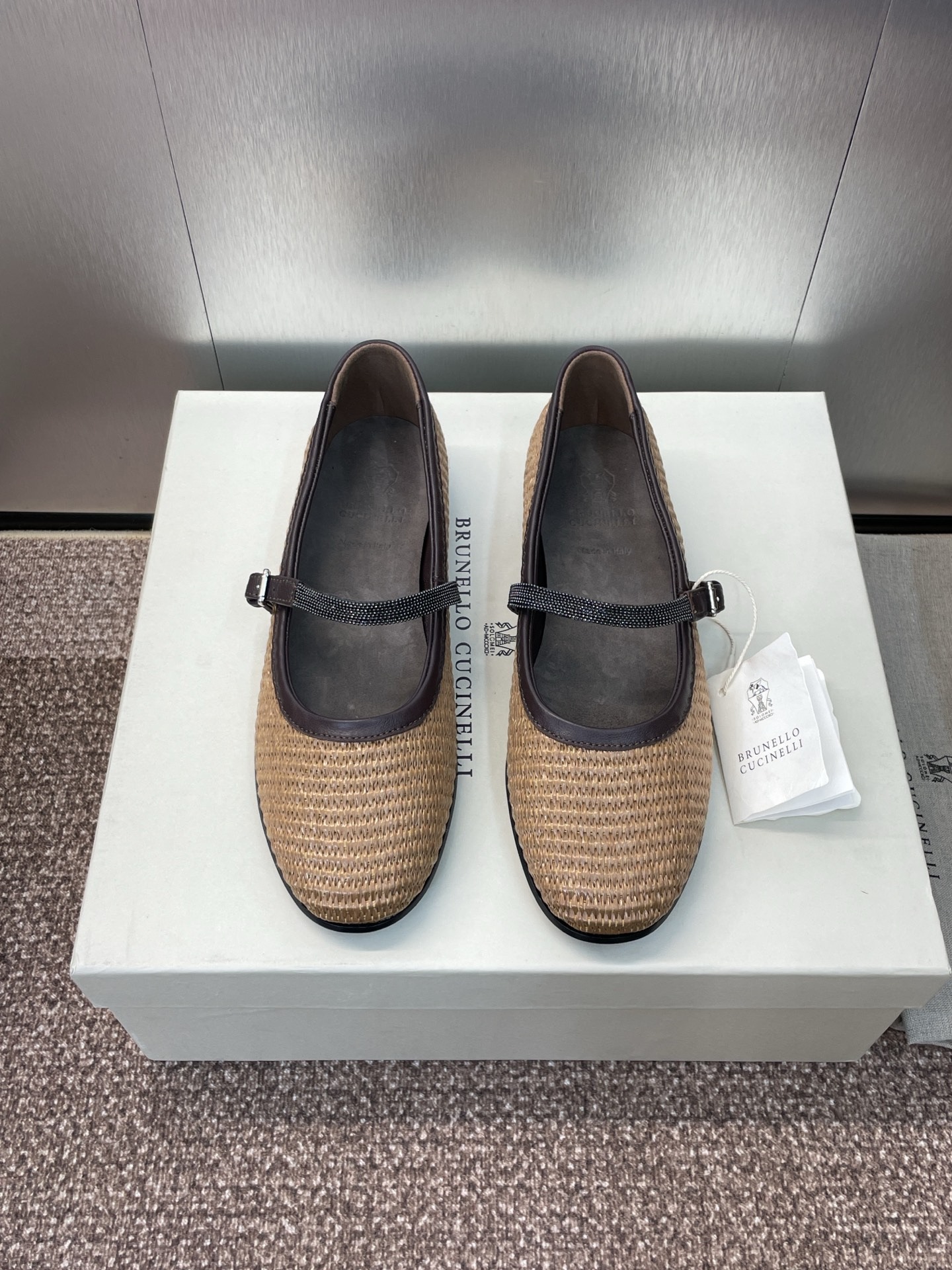 브루넬로쿠치넬리 쿠치넬리 2025 가을/겨울 신상 플랫슈즈