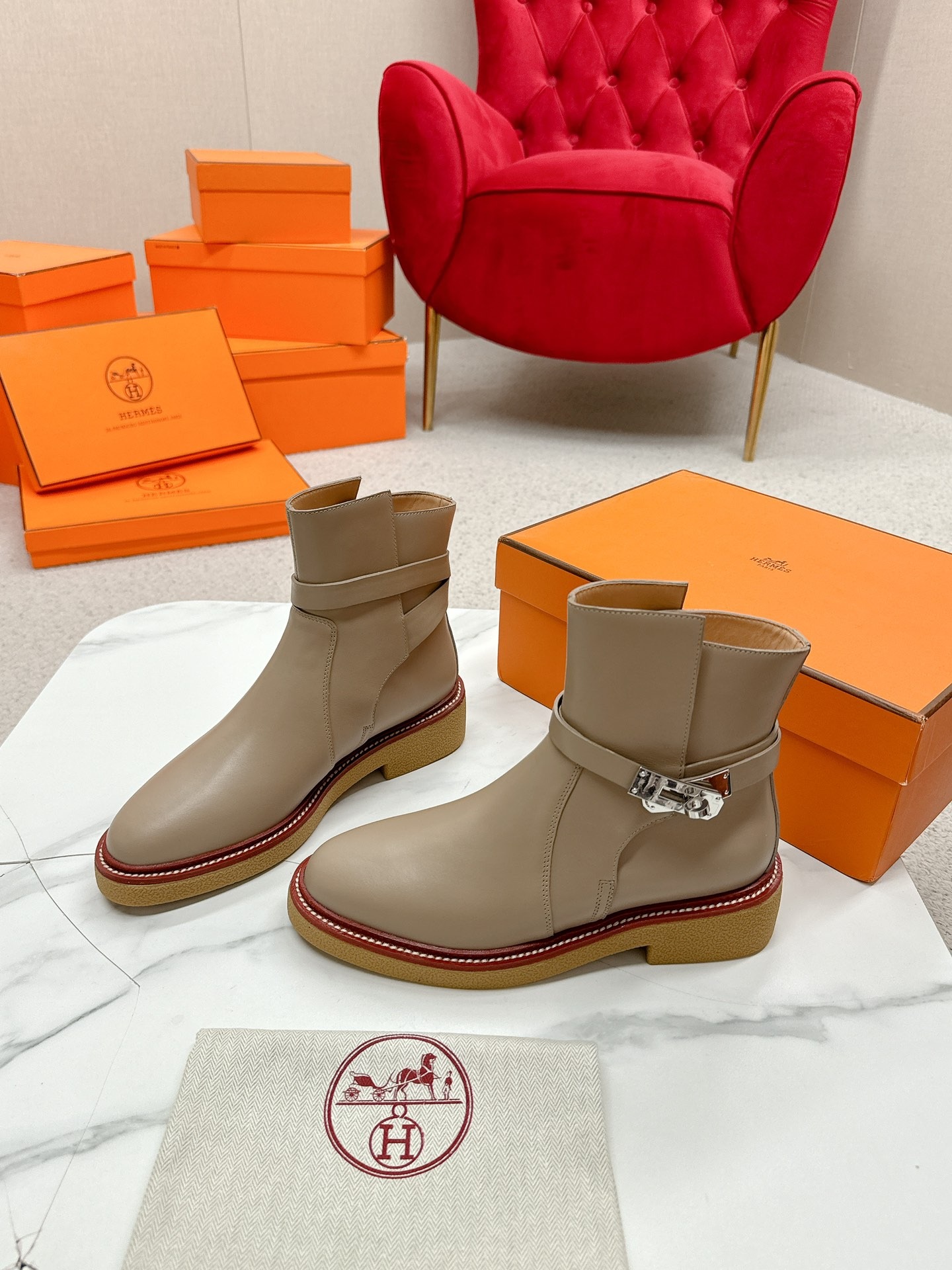 에르메스 신상 워킹 부츠