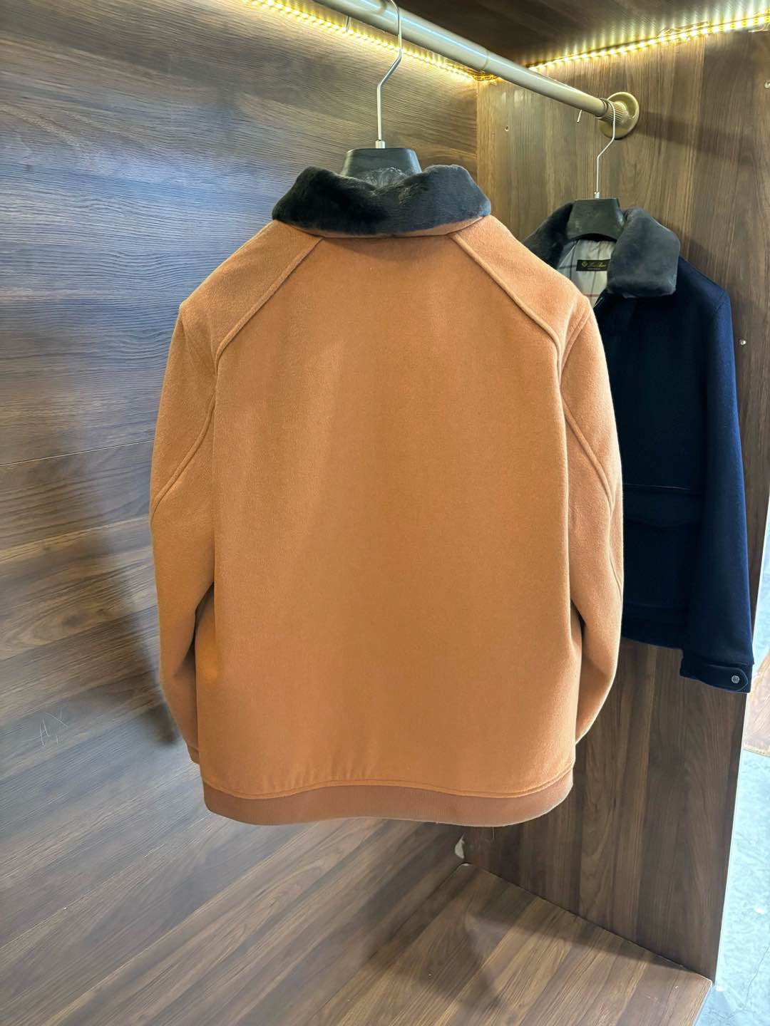 로로피아나 신상 퍼 울코트