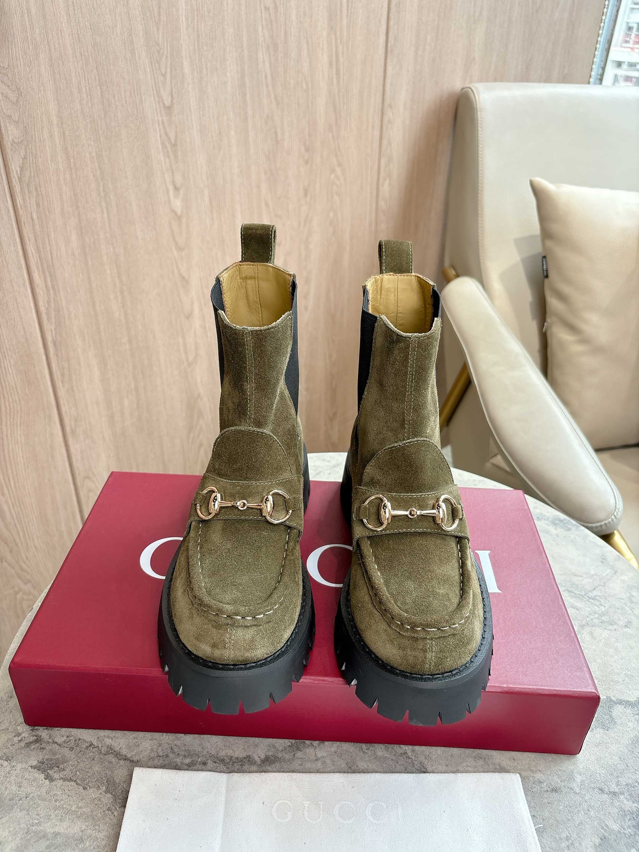 구찌 25 신상 밴딩 첼시 부츠