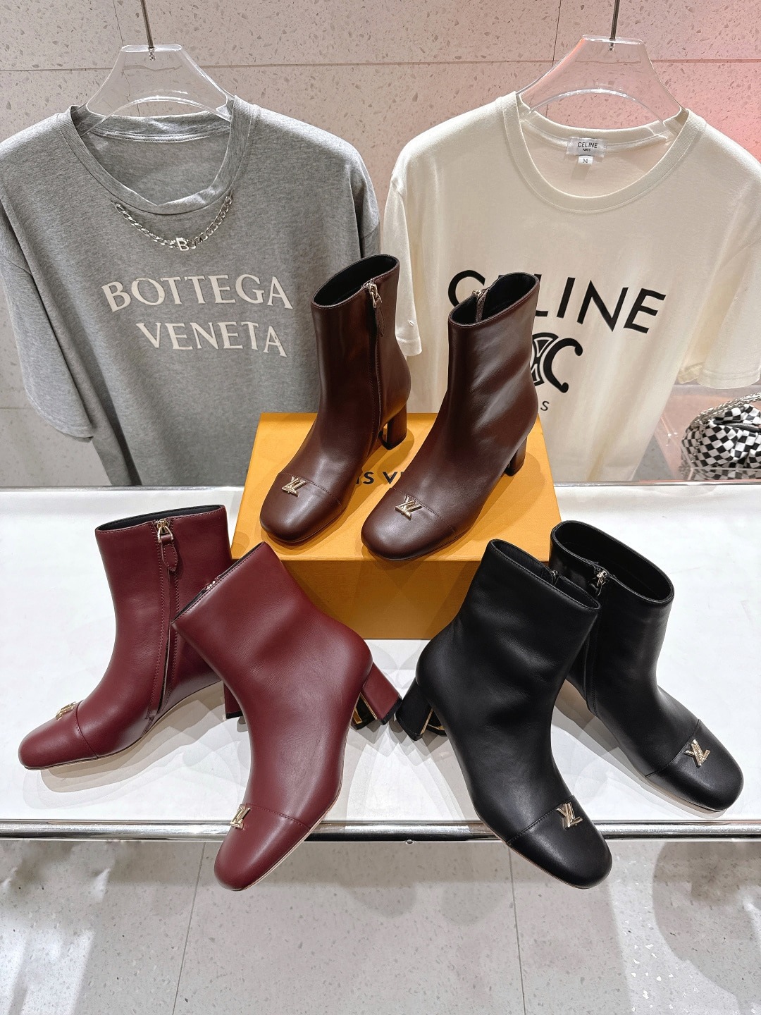 루이비통 25ss 신상 앵클부츠