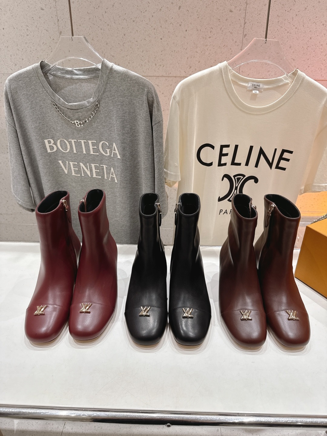 루이비통 25ss 신상 앵클부츠