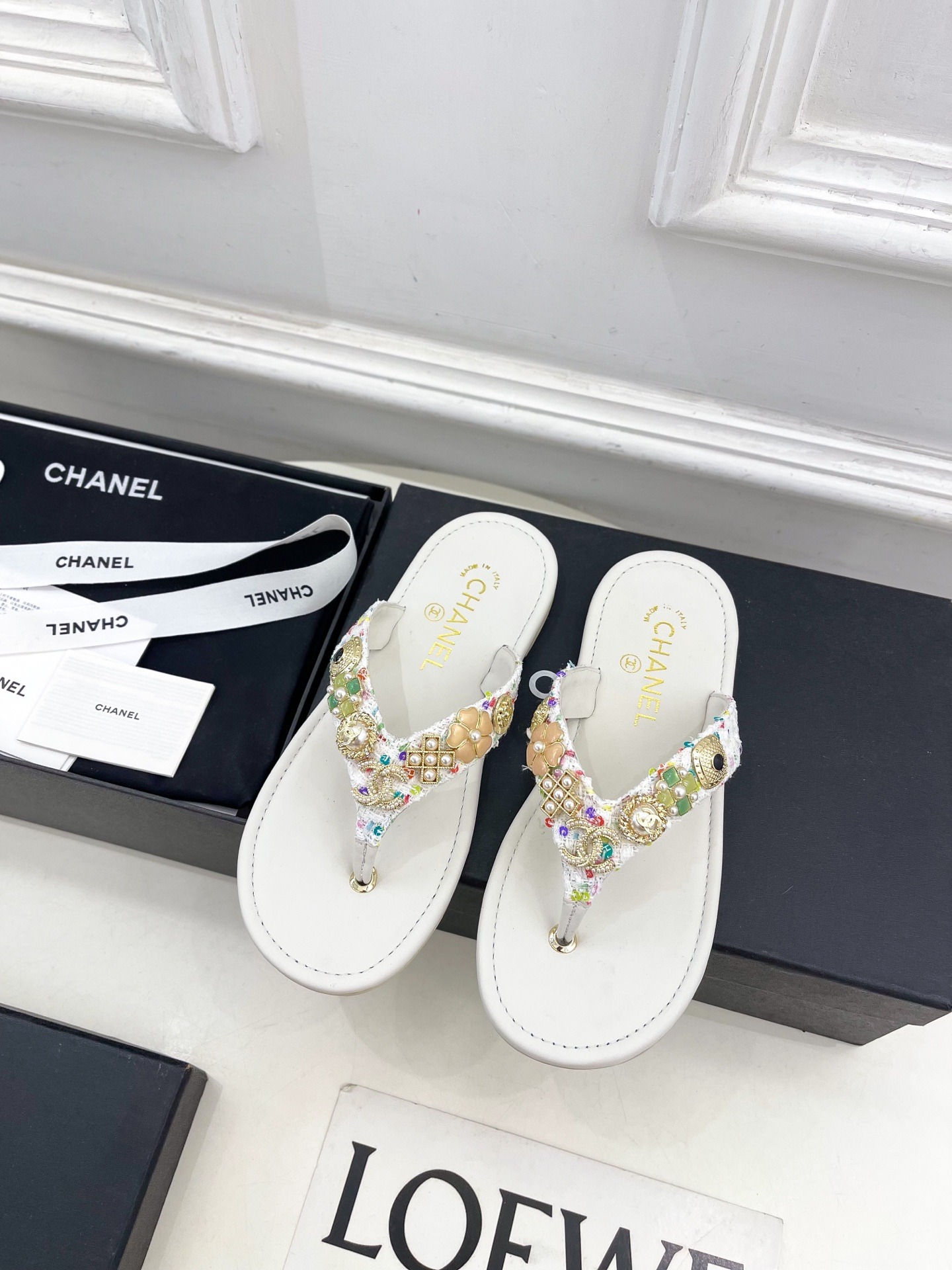 샤넬 2025 봄여름 신상 플립 플랍