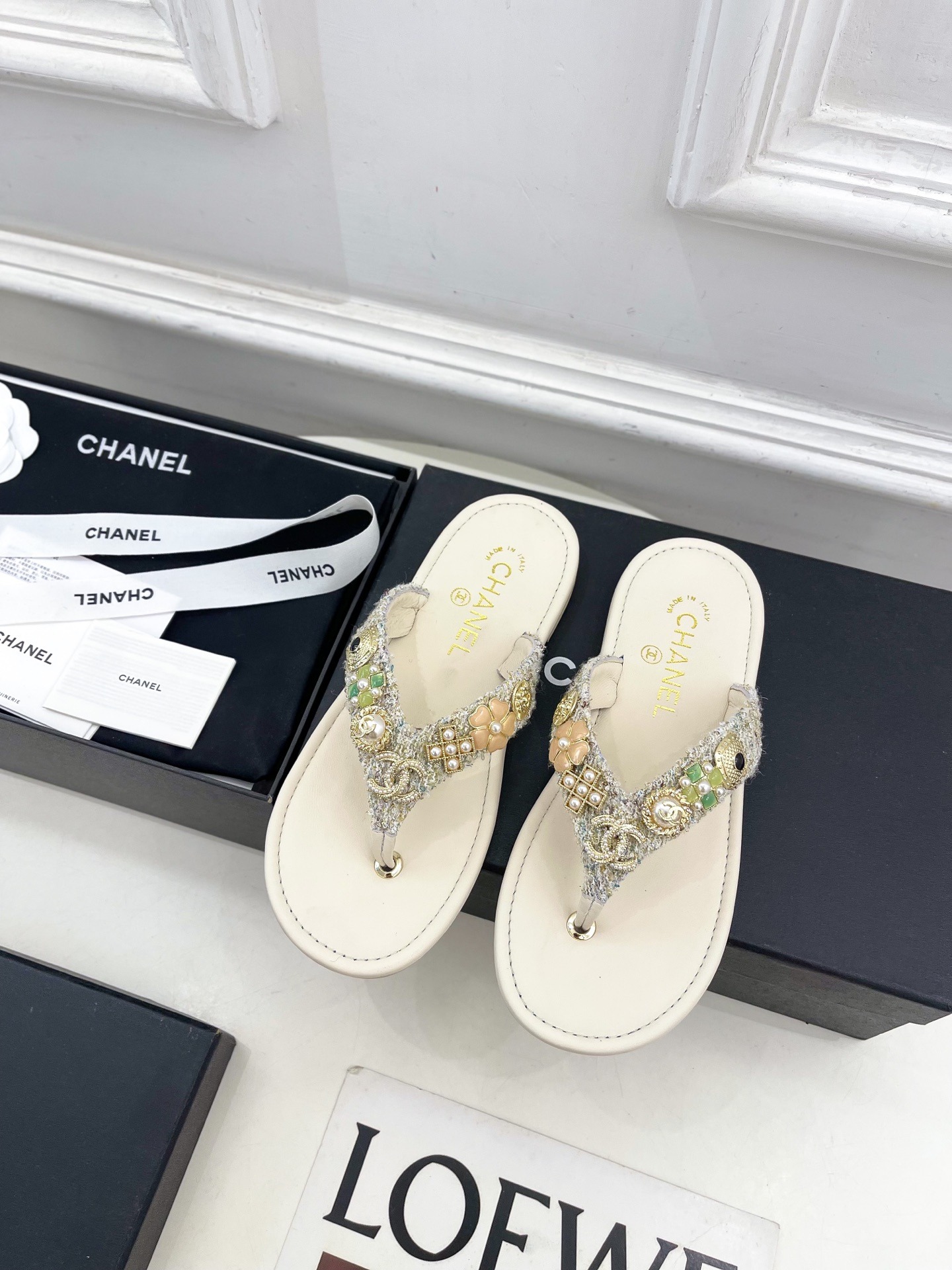 샤넬 2025 봄여름 신상 플립 플랍