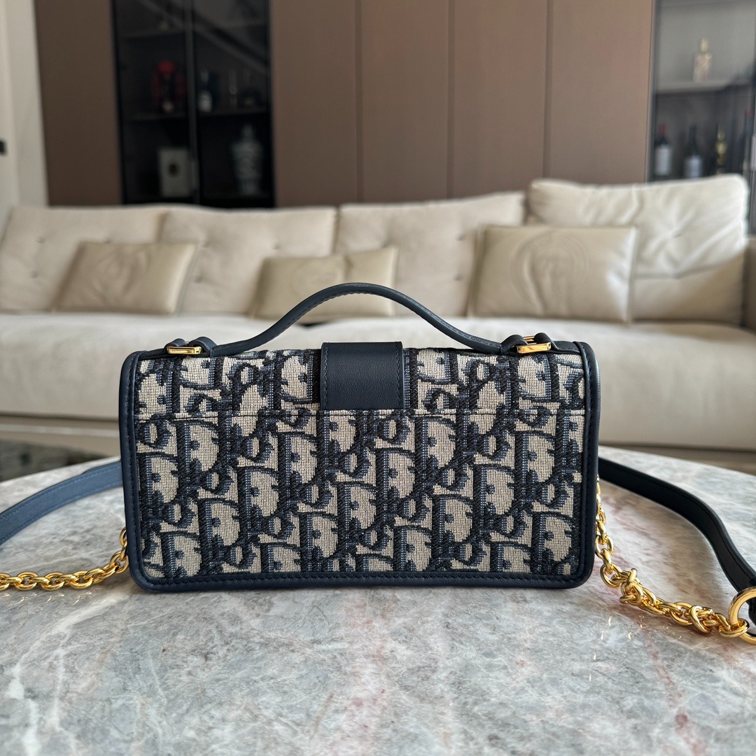 디올 미스몬테 미니 체인 클러치 S2356