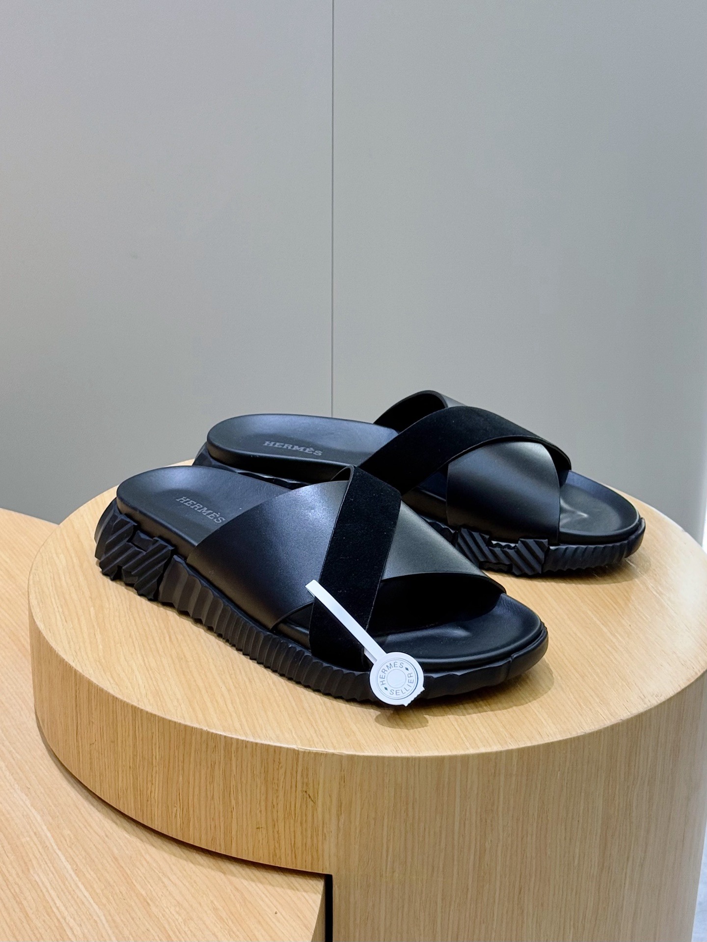 에르메스 남성 슬리퍼