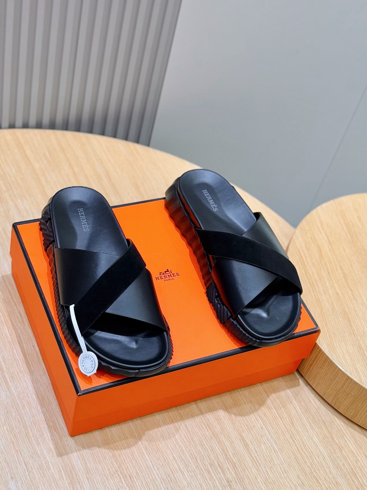 에르메스 남성 슬리퍼