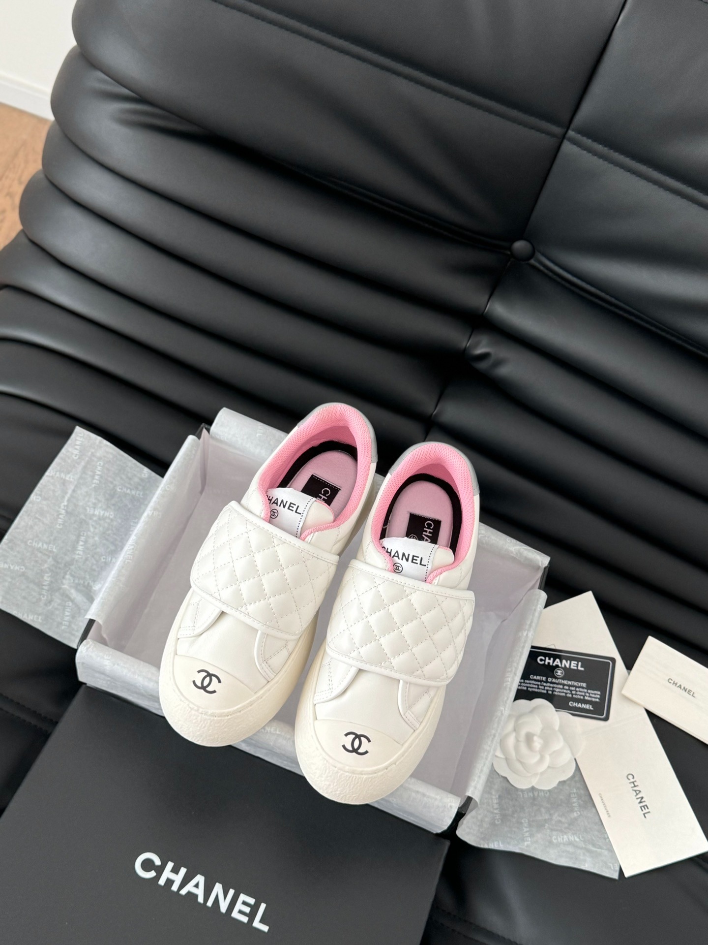 샤넬 25C 스니커즈 시리즈