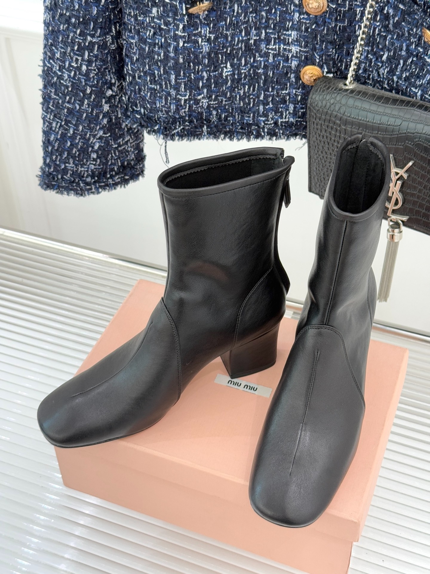 미우미우 25WF 신상 스판부츠