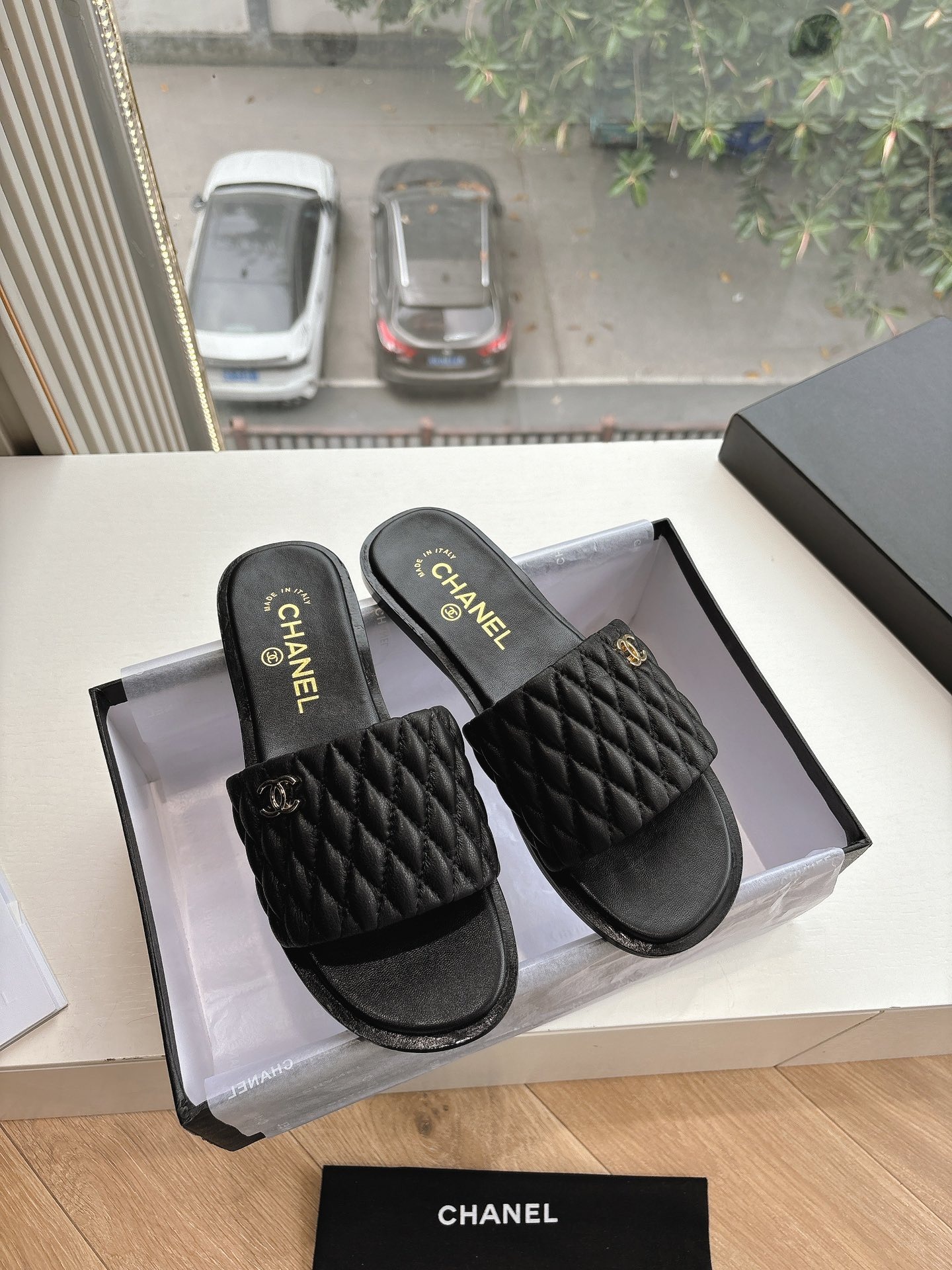 샤넬 25s 이른 봄 신상 슬리퍼