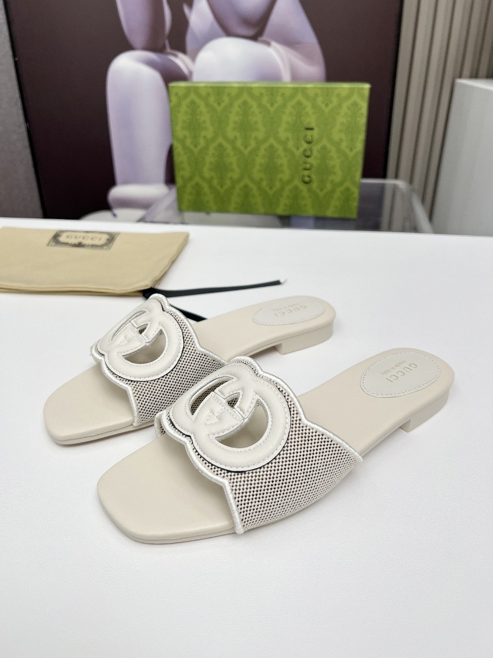 구찌 2025 신상 슬리퍼