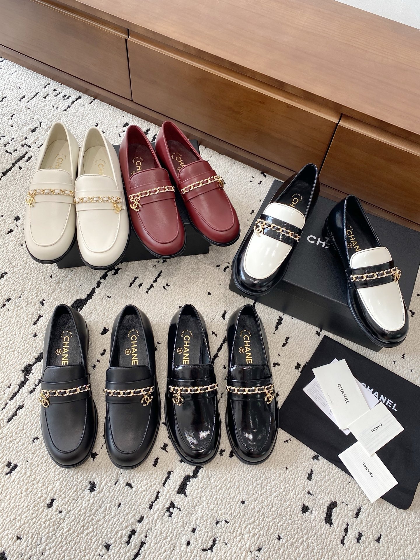 샤넬 25C 신상 체인 힐 로퍼