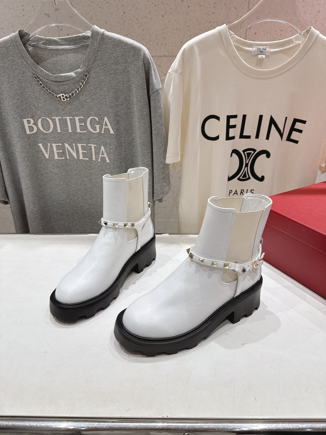 발렌티노 25ss 신상 첼시 부츠