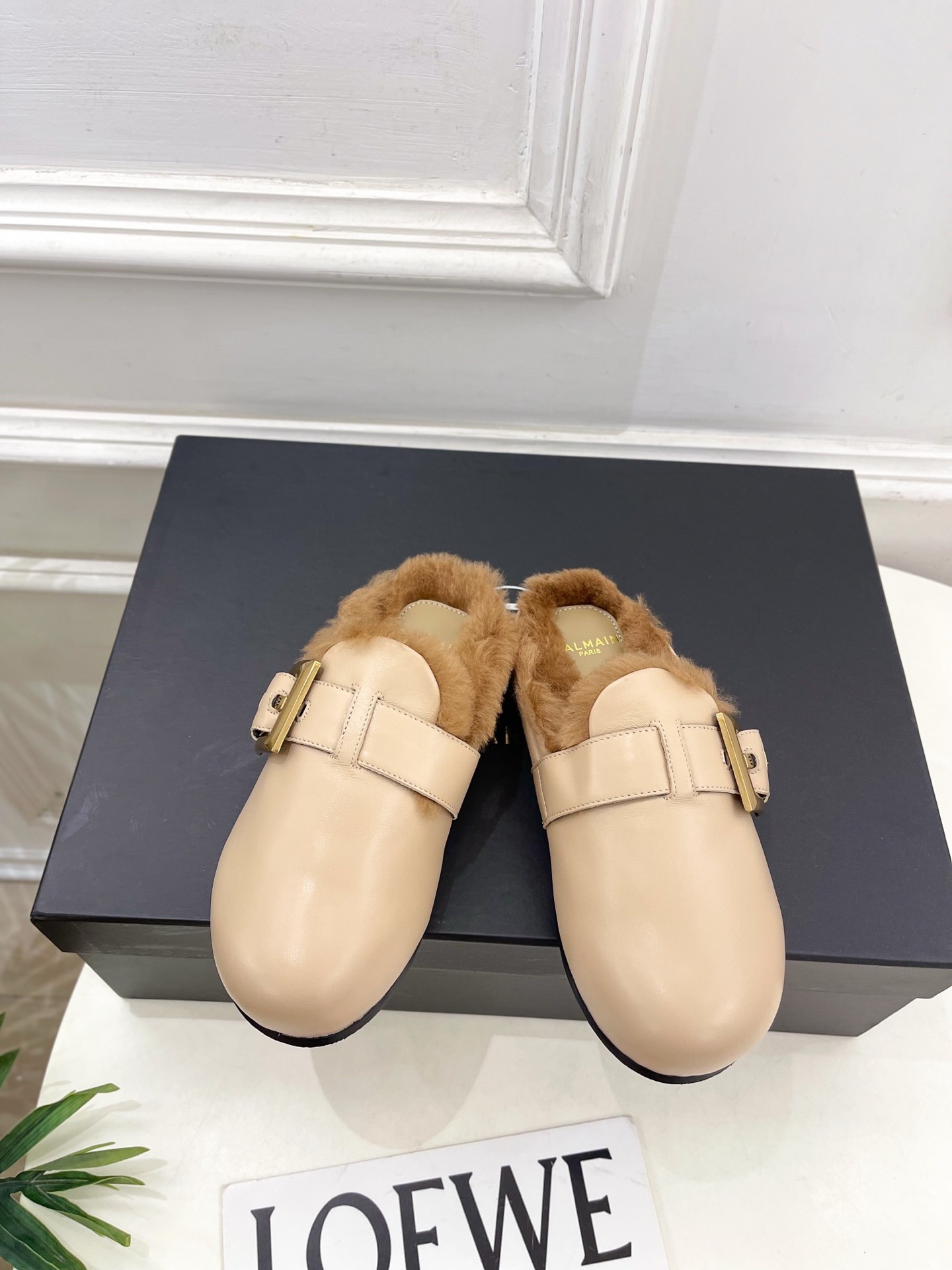 발망 25 신상 클래식 버클 세미 슬리퍼