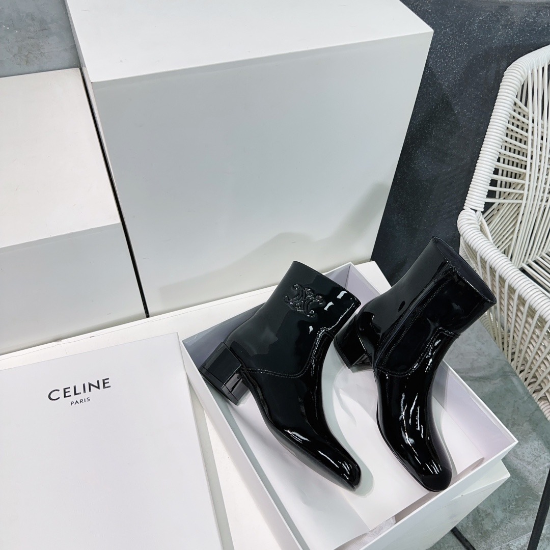 셀린느 25ss 가을/겨울 신상 스틸레토 앵클부츠