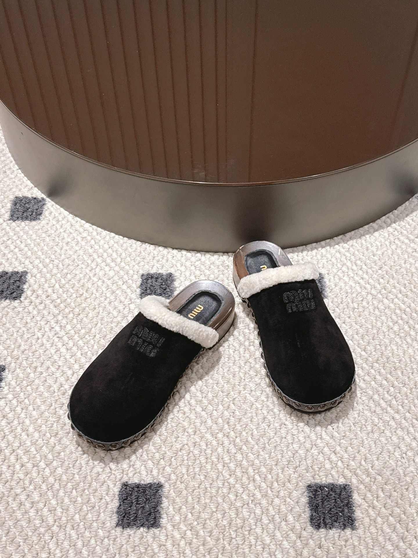 미우미우 울 슬리퍼 스웨이드 반팩