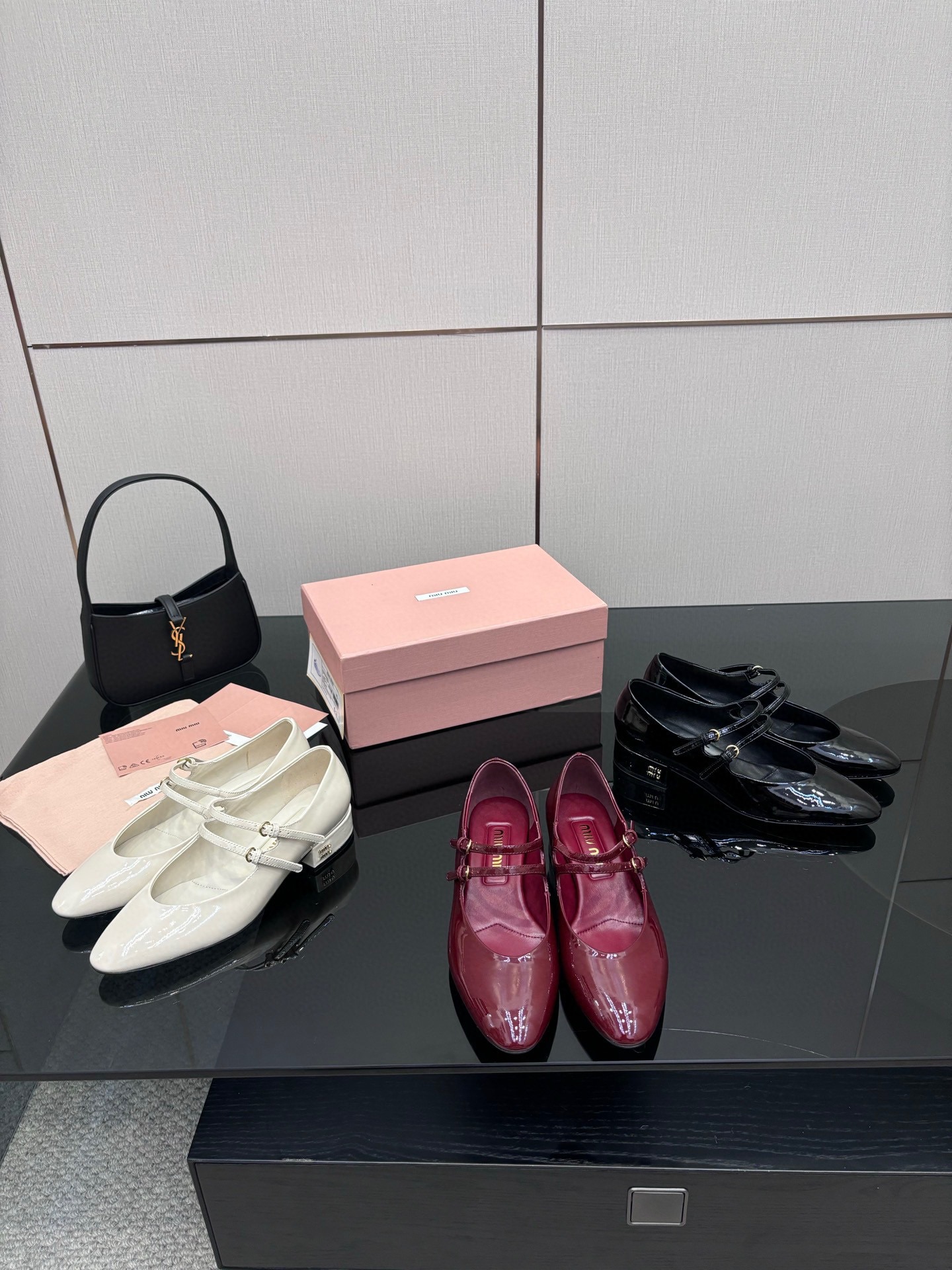 미우미우 25 신상 단화