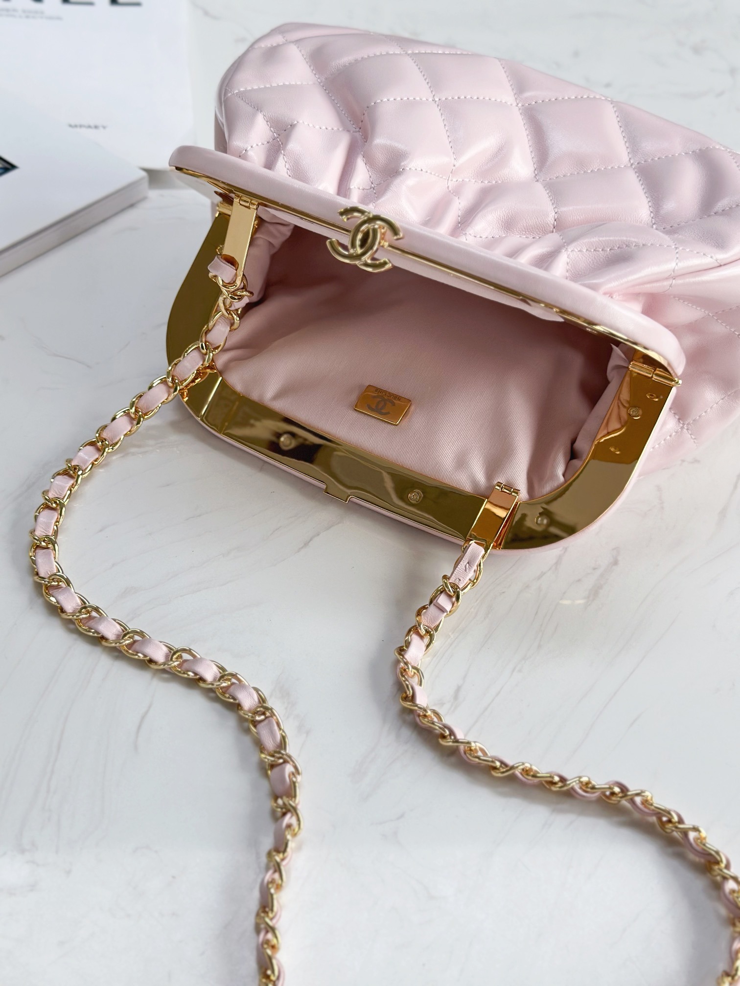 샤넬 램스킨 케이스 백