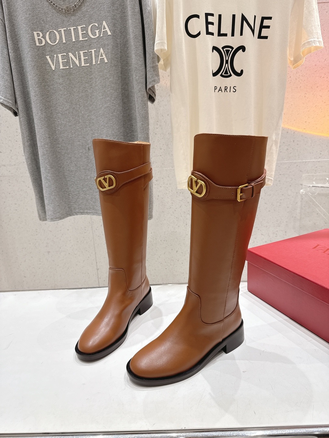 발렌티노 25ss 신상 롱부츠