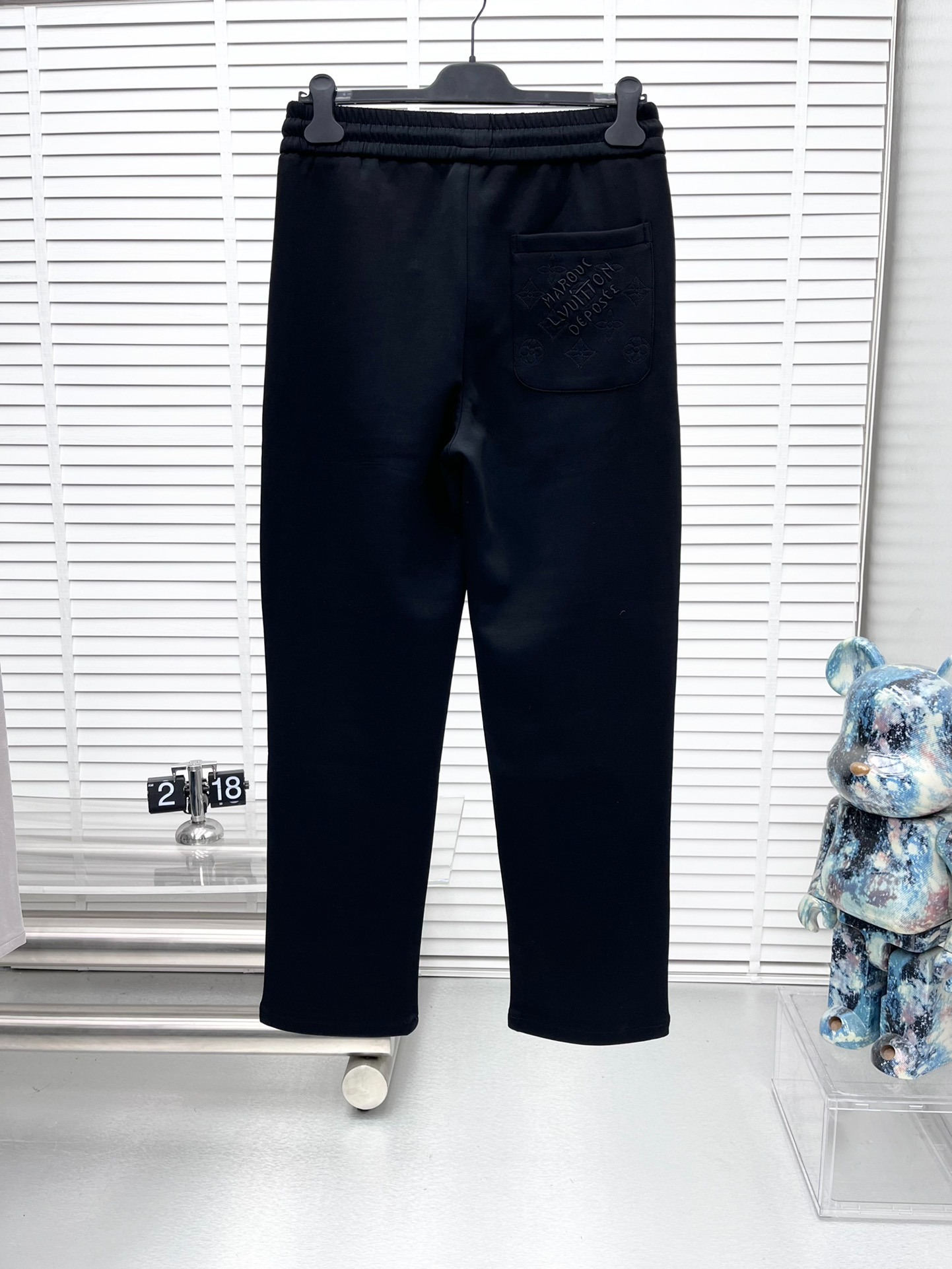 루이비통 25ss 신상 팬츠