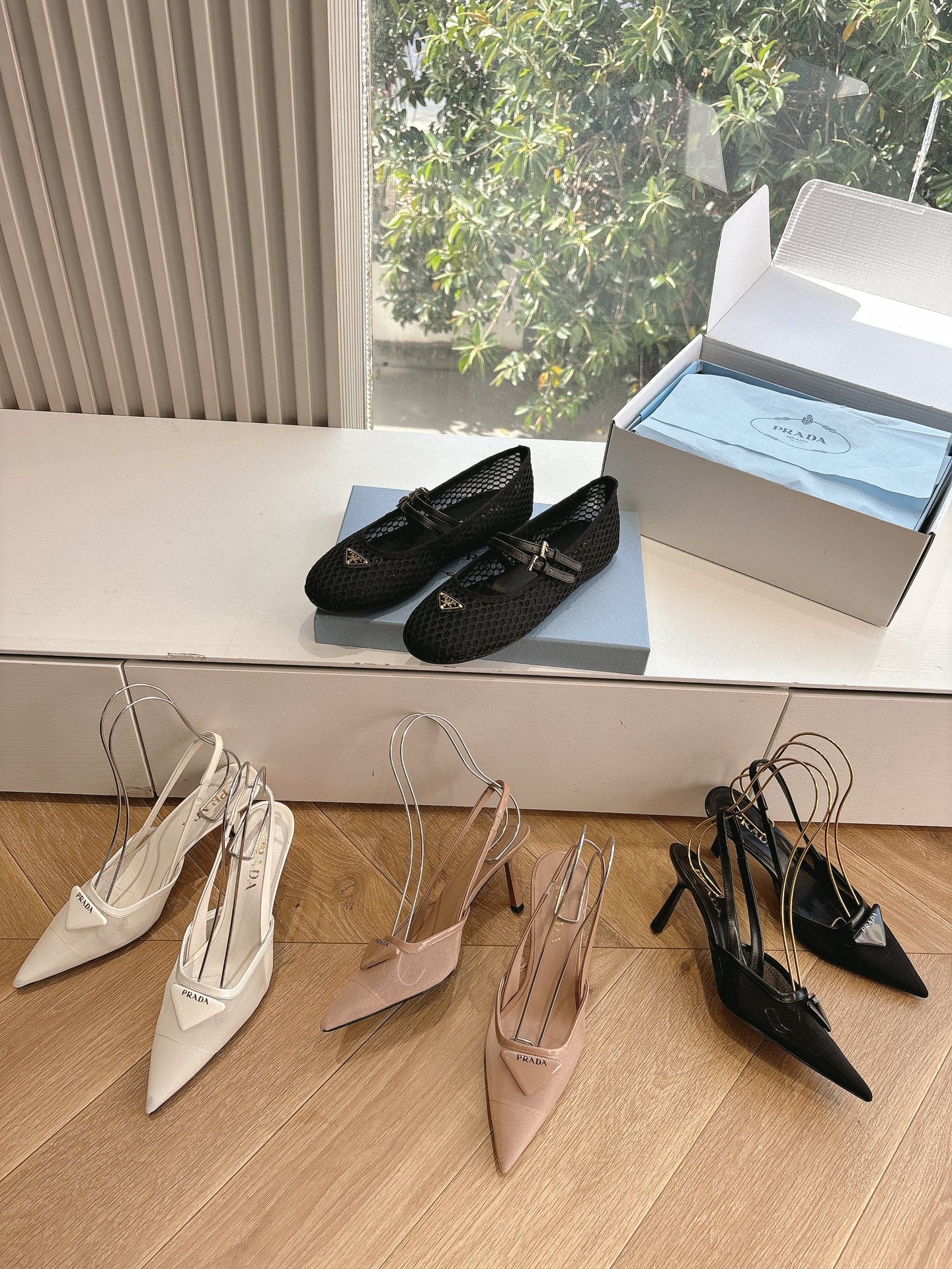 프라다 2025 신상 메리제인 망사 샌들 단화