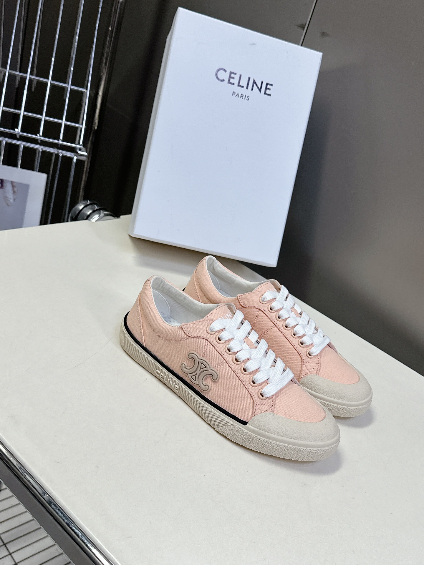 셀린느 25ss 봄여름 런닝화