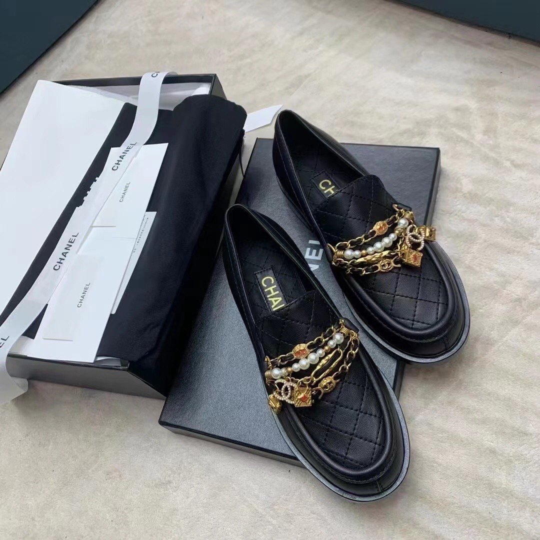 샤넬 프리미엄 클래식 로퍼