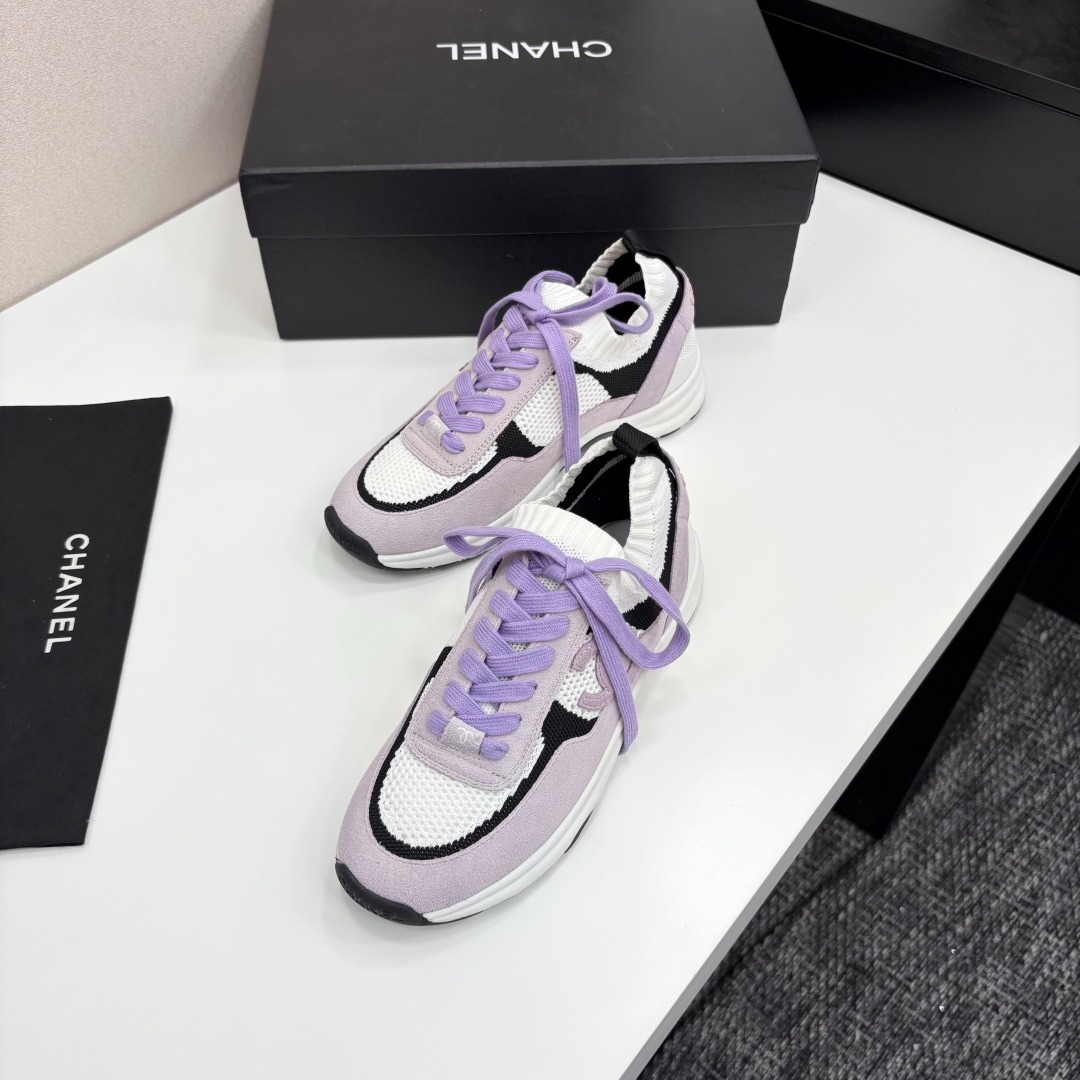 샤넬 이른 봄 신상 모직 패치 스니커즈