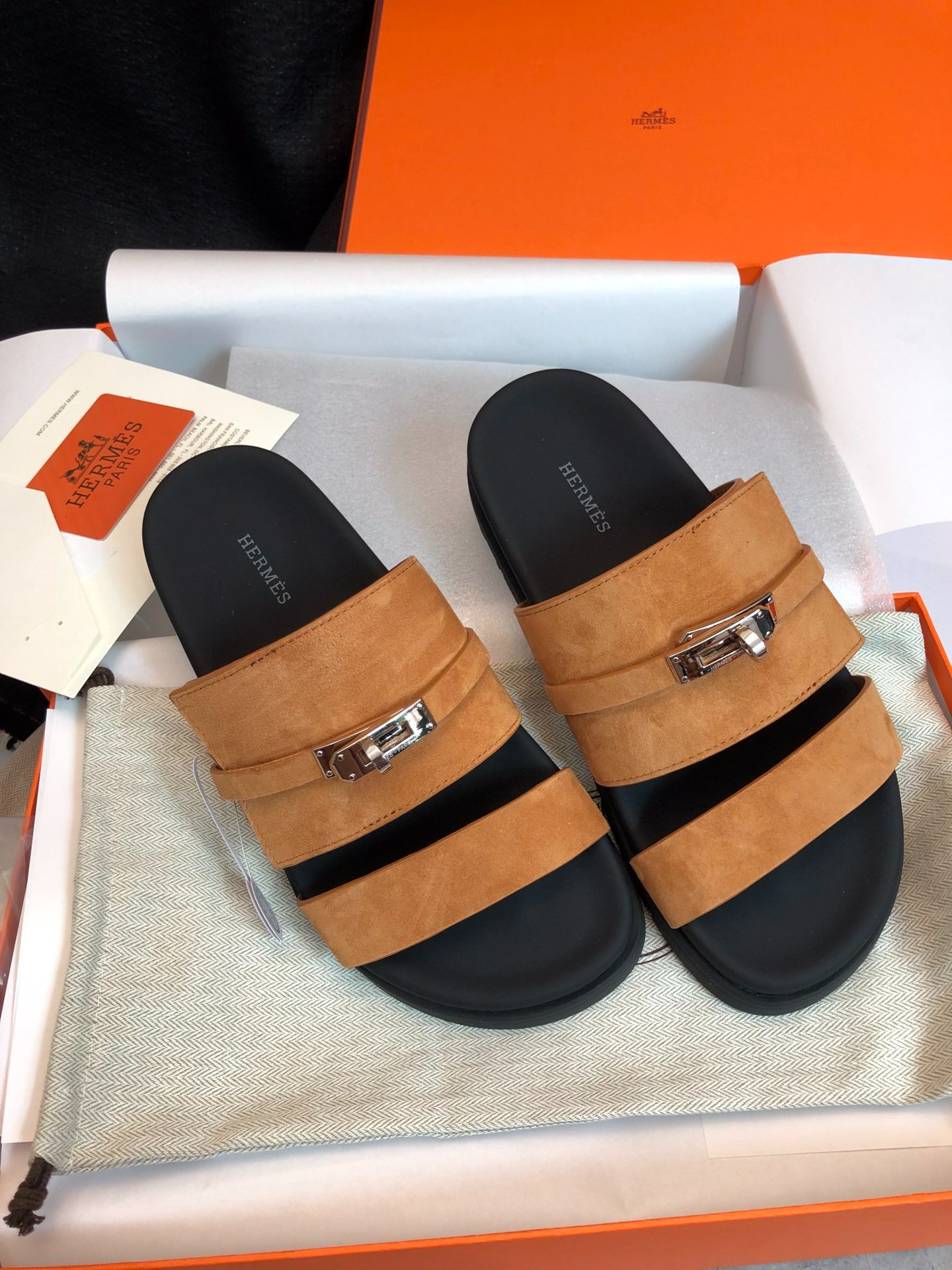 에르메스 2025 신상 삼촌슬리퍼 컬렉션(커플스타일)