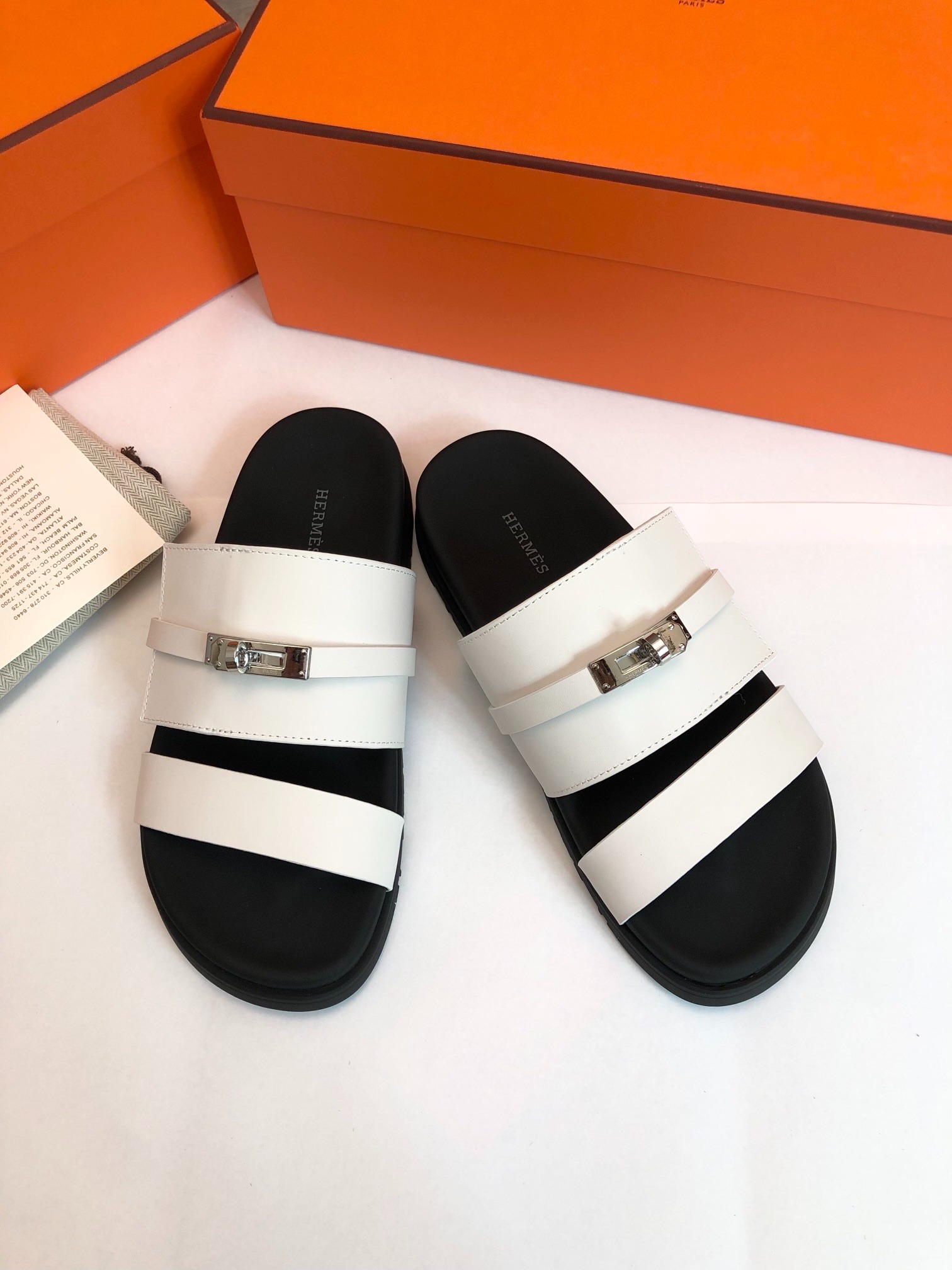 에르메스 2025 신상 삼촌슬리퍼 컬렉션(커플스타일)
