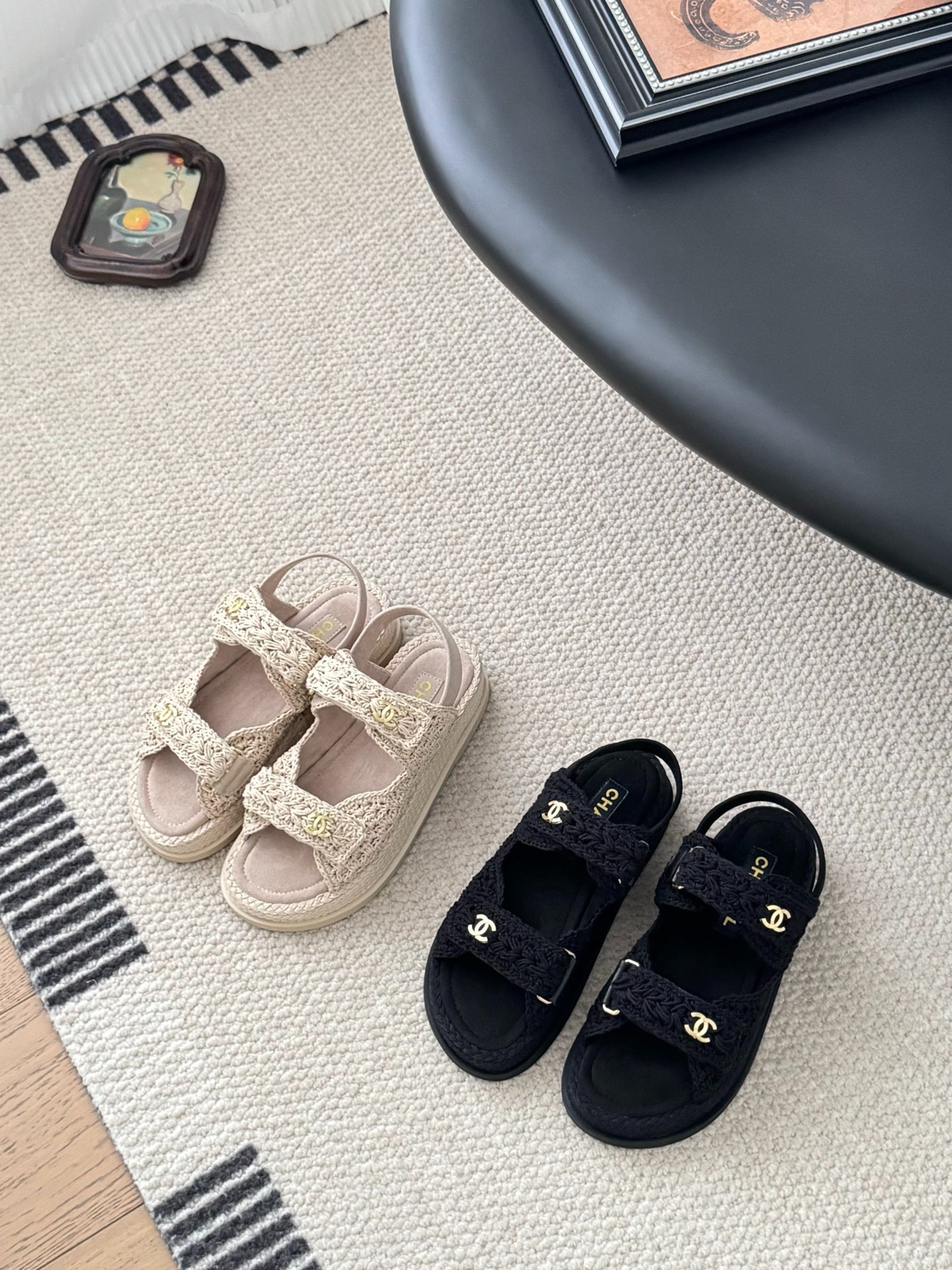 샤넬 25 신상 벨크로 샌들