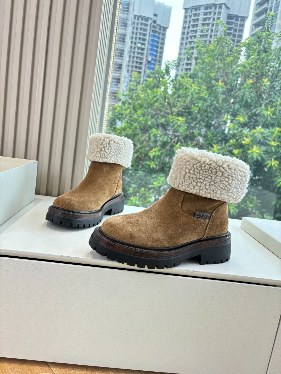 브루넬로쿠치넬리 쿠치넬리 신상 앵클 부츠