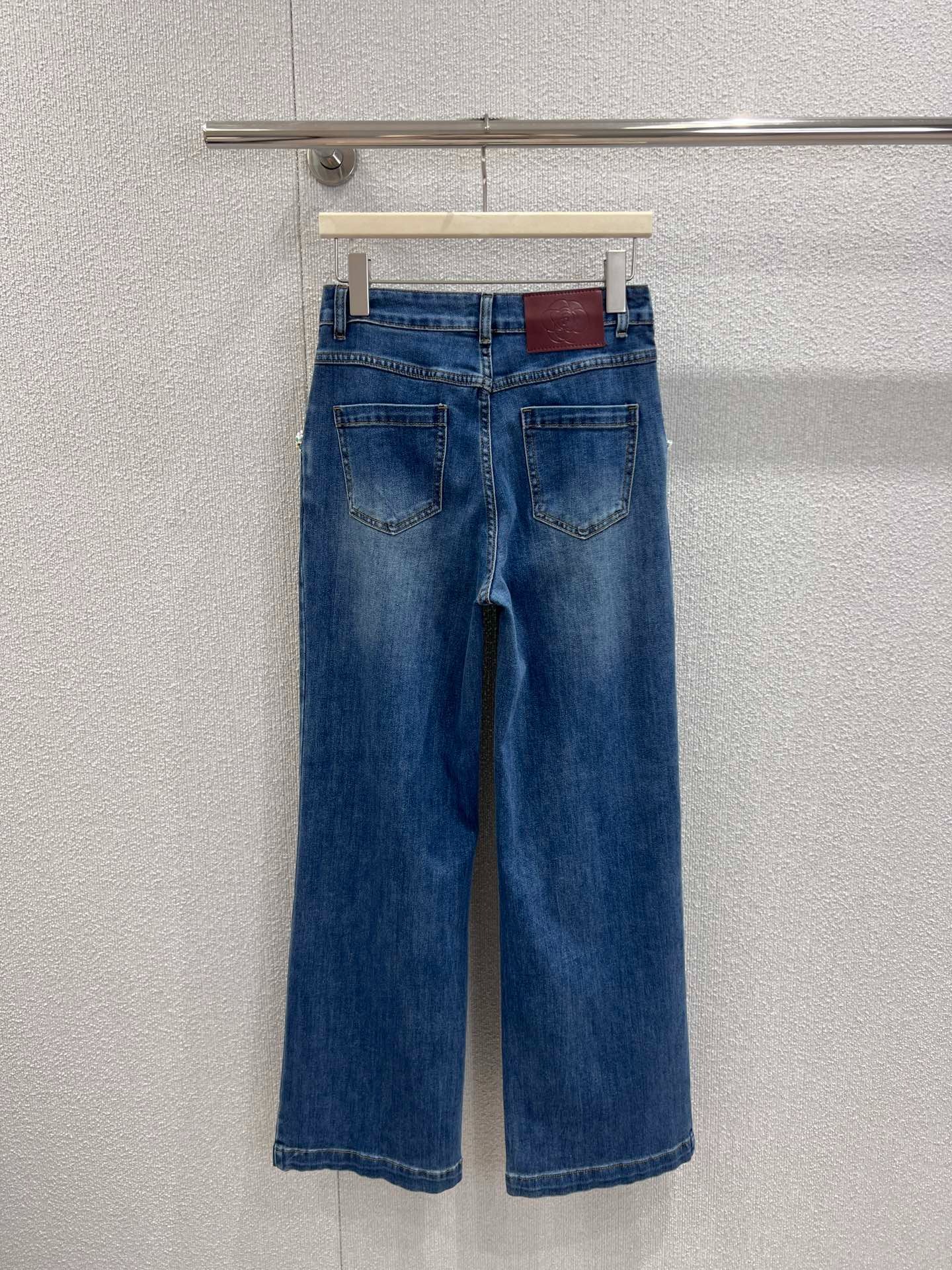 샤넬 신상 진주 와이드 데님 팬츠