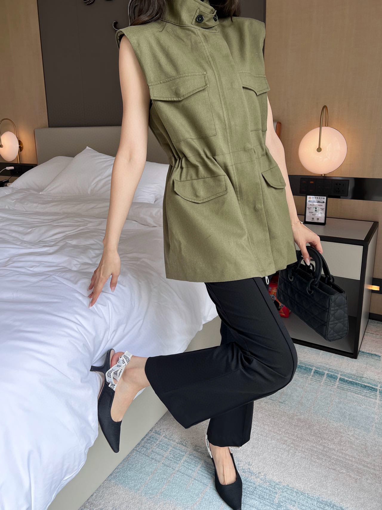 로로피아나  25 이른 봄 신상 조끼