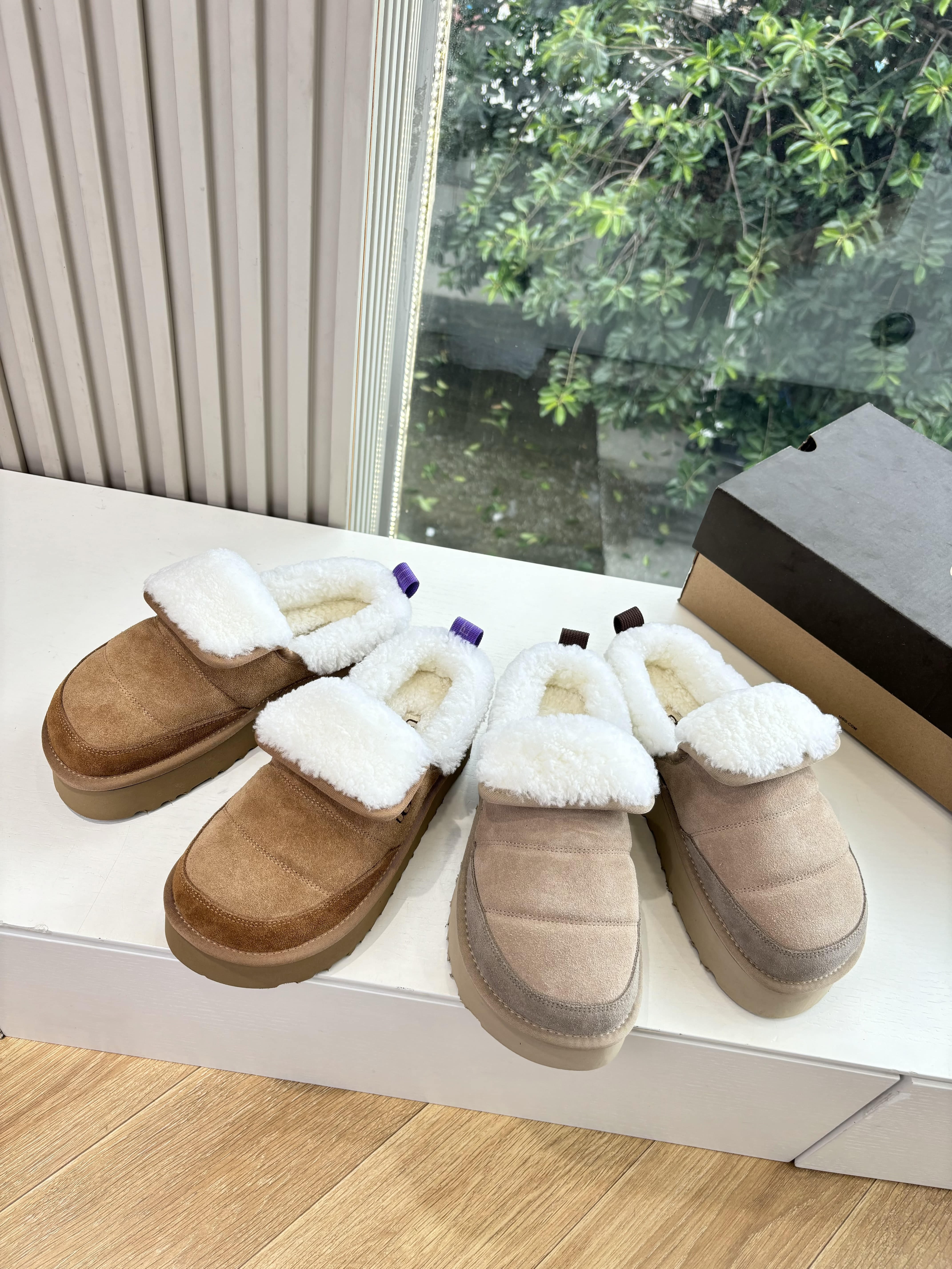 어그 신상 가죽 슬리퍼 통굽 스니커즈