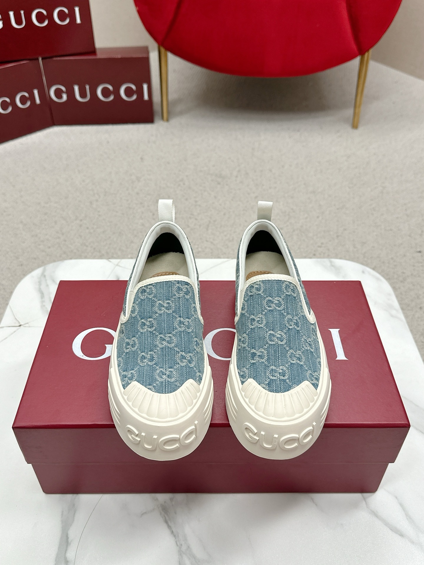 구찌 1977 오리지널 로퍼 스니커즈